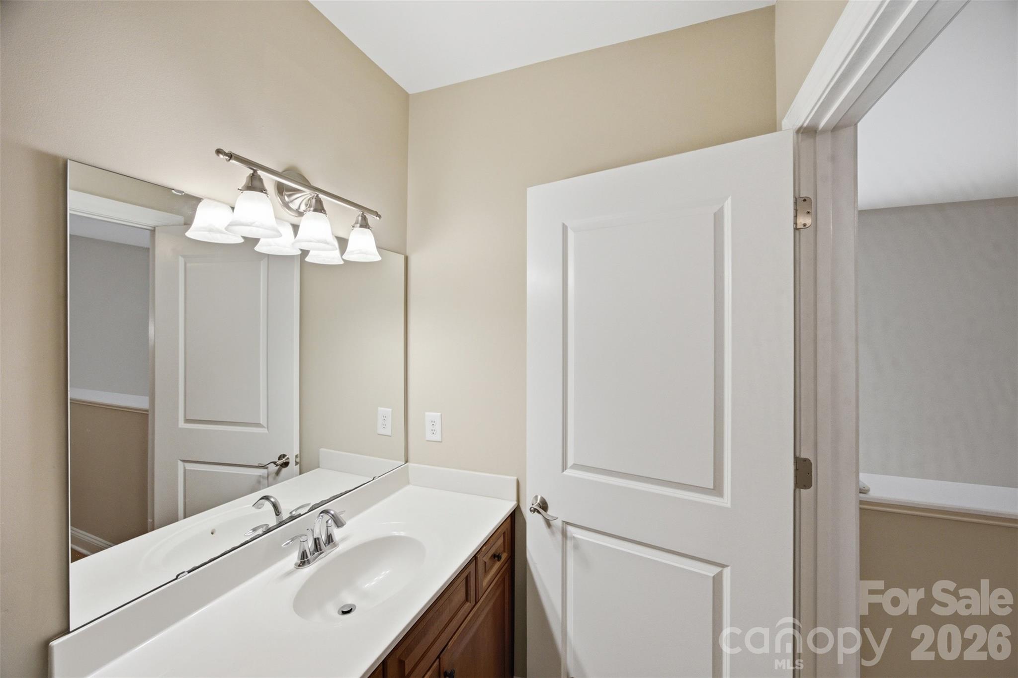 2nd image of 301 E Tremont Ave, Charlotte, NC 28203