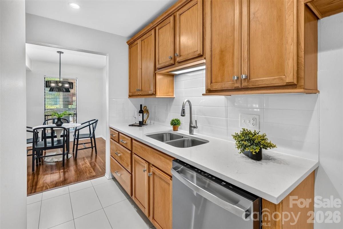 3rd image of 4906 Sardis Rd #D, Charlotte, NC 28270 | MLS# 4408390