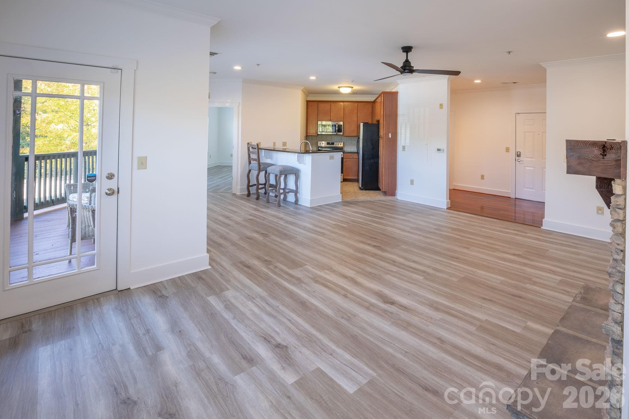 4th image of 9 Kenilworth Knl #207, Asheville, NC 28805 | MLS# 4408475