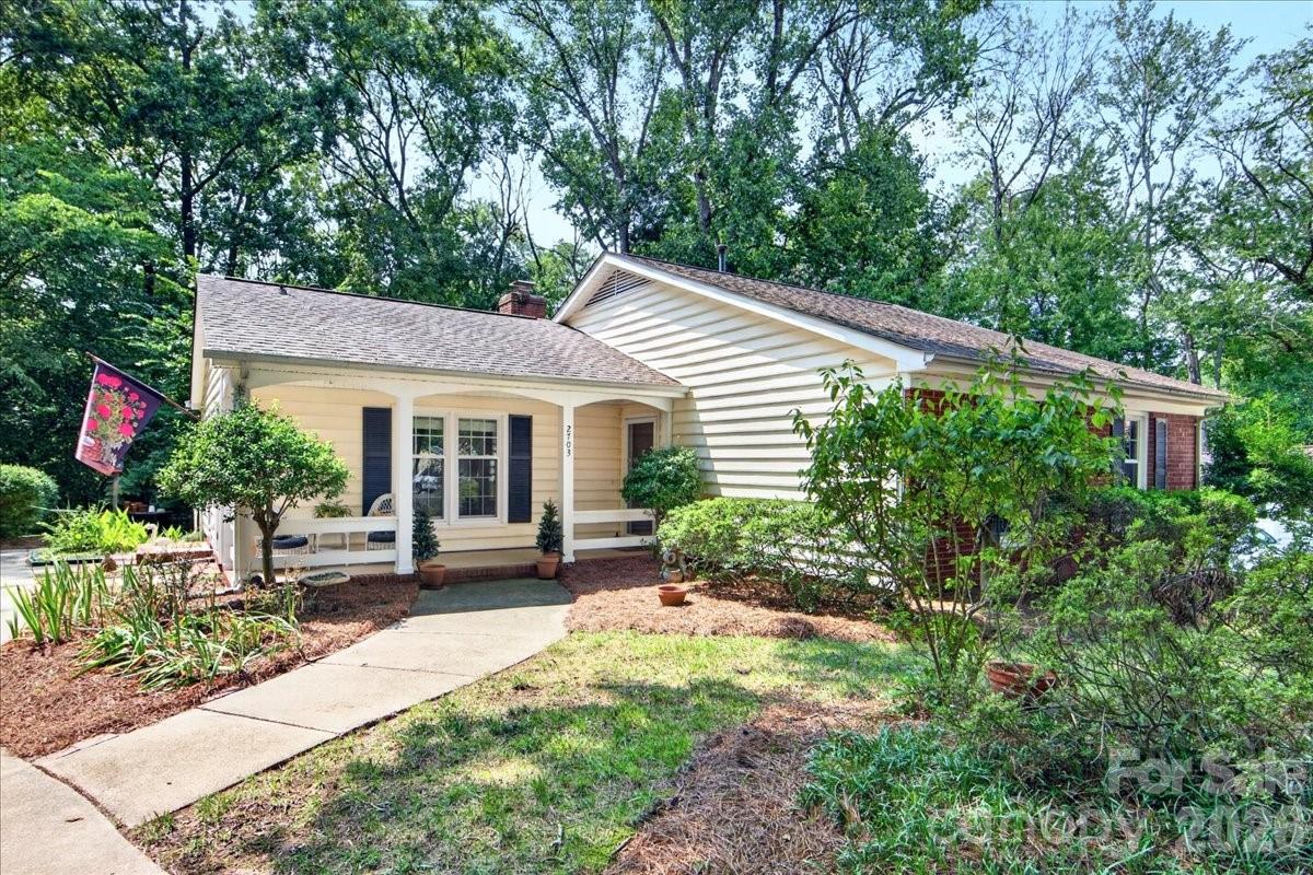 3rd image of 2703 Bremer Ct, Charlotte, NC 28210 | MLS# 4408606