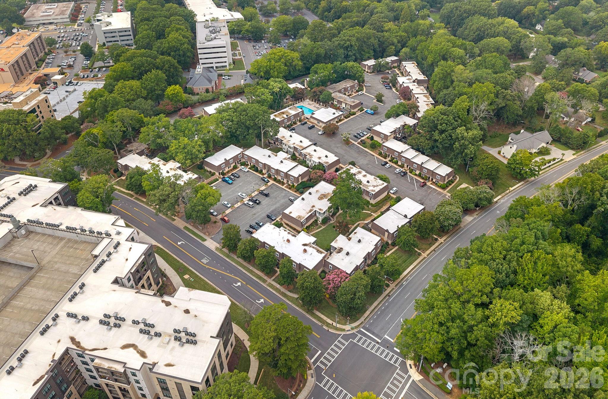 2nd image of 3520 Colony Rd, Charlotte, NC 28211