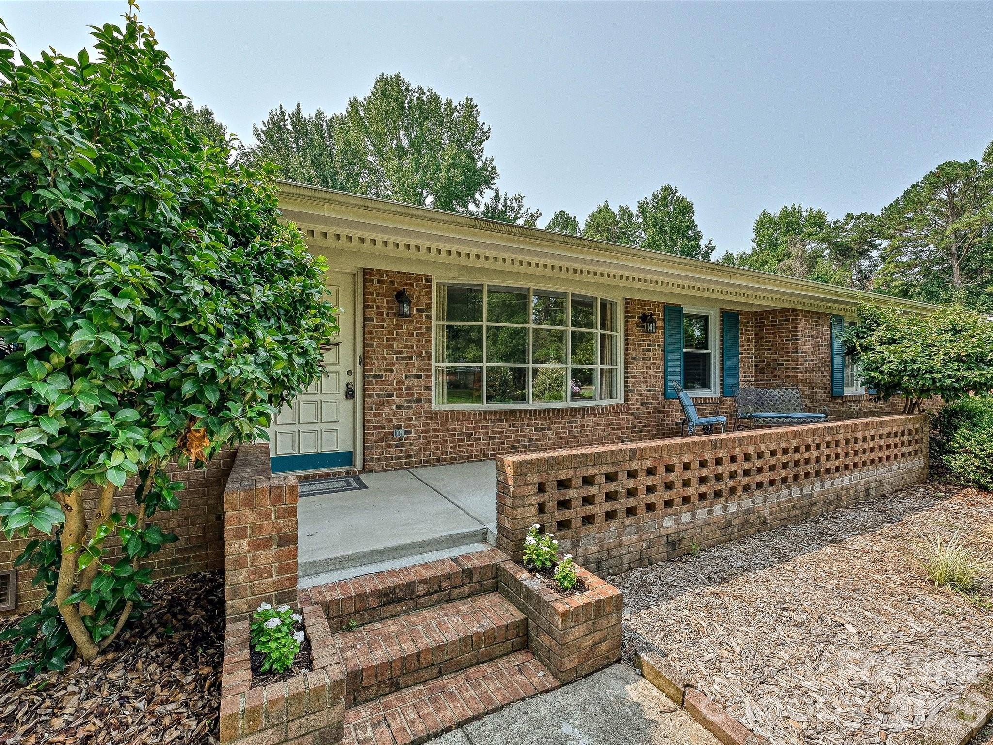 2nd image of 8812 Crestwood Dr, Mount Pleasant, NC 28124 | MLS# 4408679