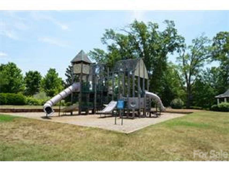 25th image of 10541 Trolley Run Dr, Cornelius, NC 28031 | MLS# 4408681