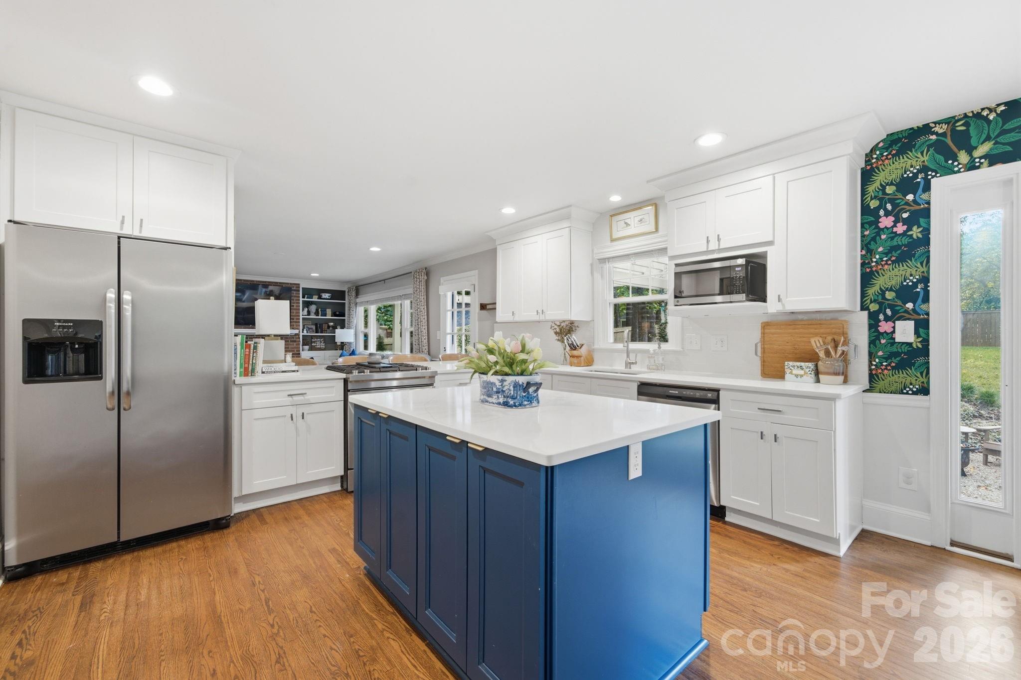 3rd image of 718 Ashmeade Rd, Charlotte, NC 28211 | MLS# 4408704