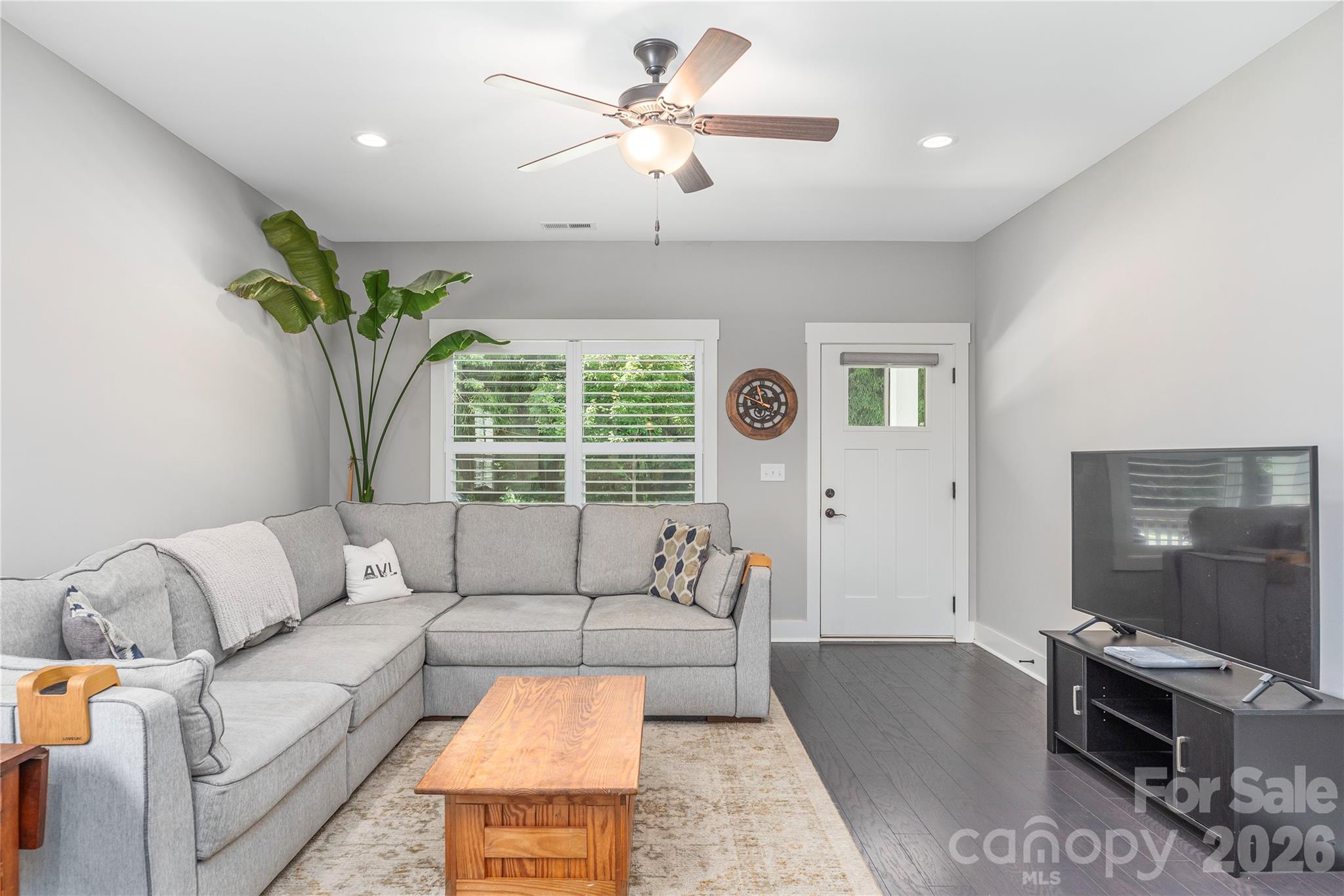 2nd image of 21 Crayton Park Dr, Asheville, NC 28803 | MLS# 4408798
