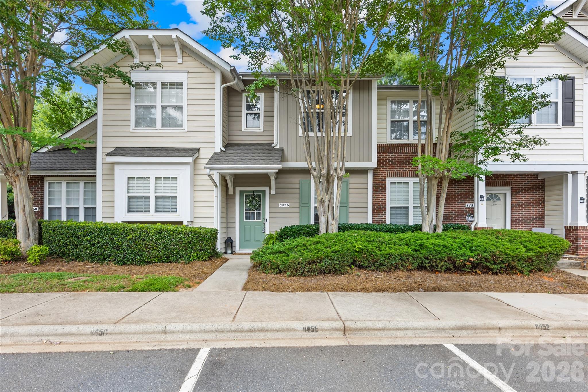 3rd image of 8456 Chaceview Ct, Charlotte, NC 28269 | MLS# 4408812