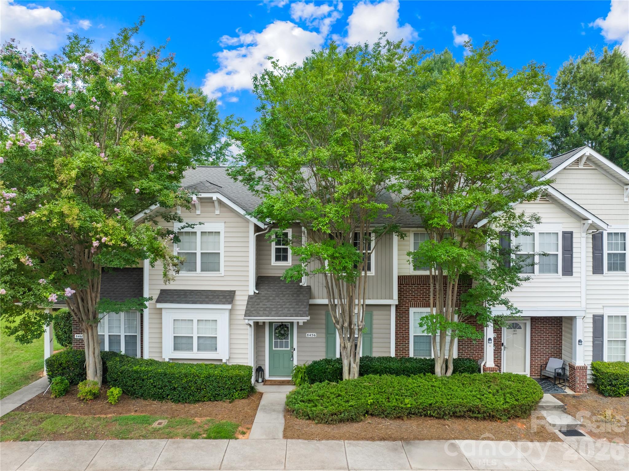 1st image of 8456 Chaceview Ct, Charlotte, NC 28269 | MLS# 4408812