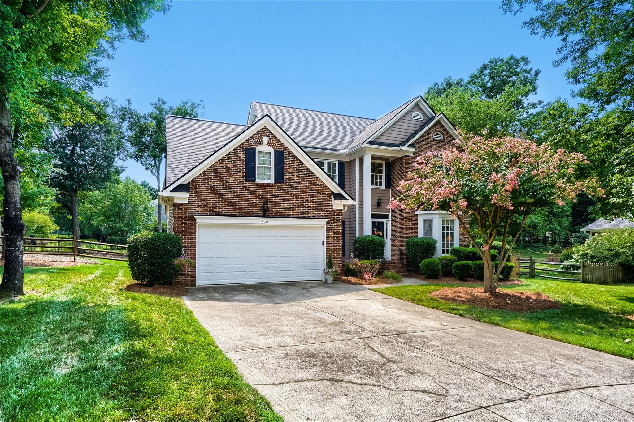 3rd image of 6211 Coleridge Ct, Charlotte, NC 28269 | MLS# 4408822