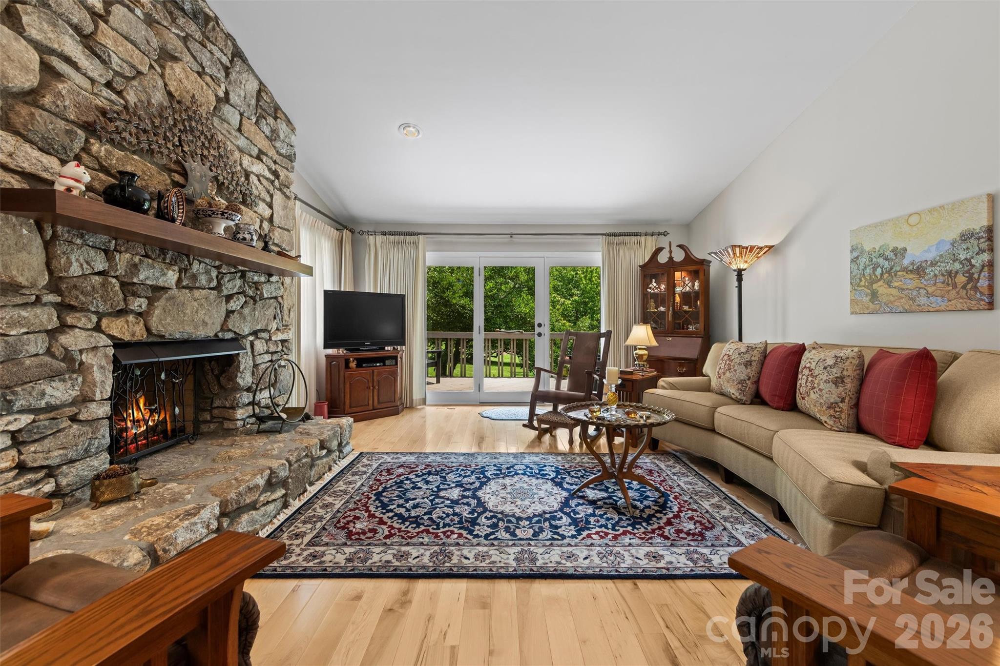 2nd image of 4 Governors Wy, Asheville, NC 28804 | MLS# 4408866