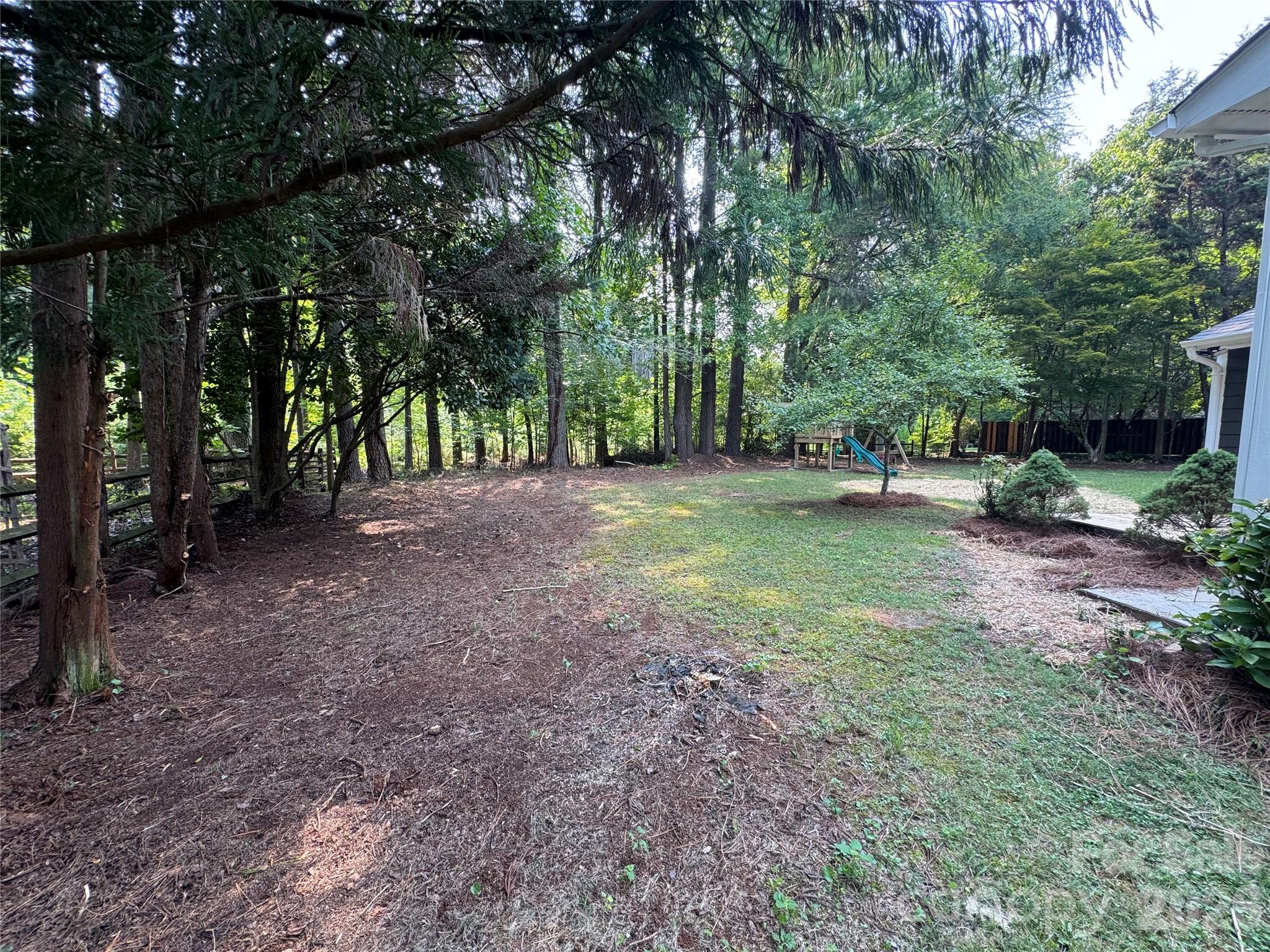 25th image of 15004 Yarmouth Rd, Charlotte, NC 28227 | MLS# 4408877