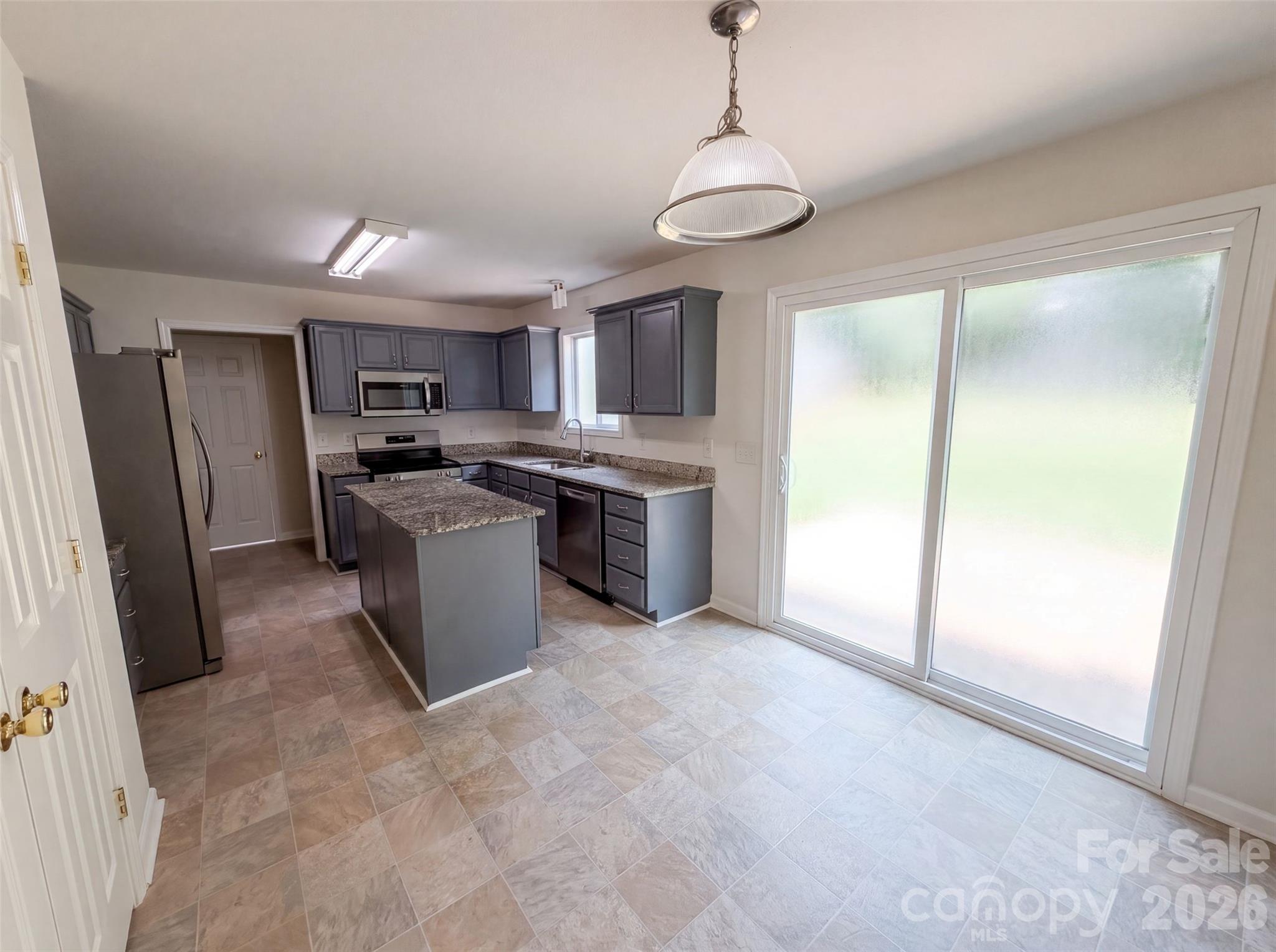2nd image of 5714 Waverly Lynn Ln, Charlotte, NC 28269 | MLS# 4408920