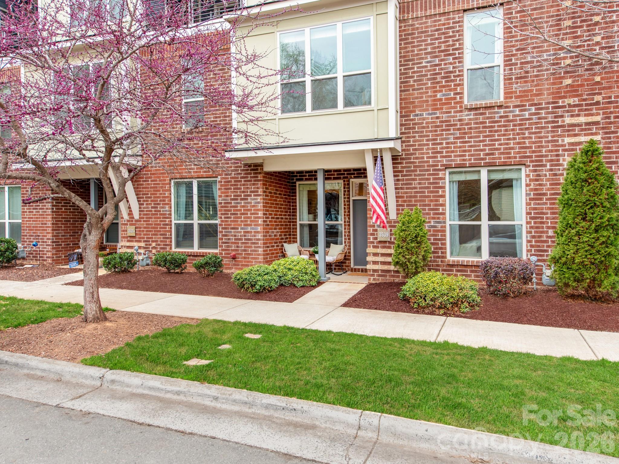 3rd image of 3539 Spencer St, Charlotte, NC 28205 | MLS# 4408956