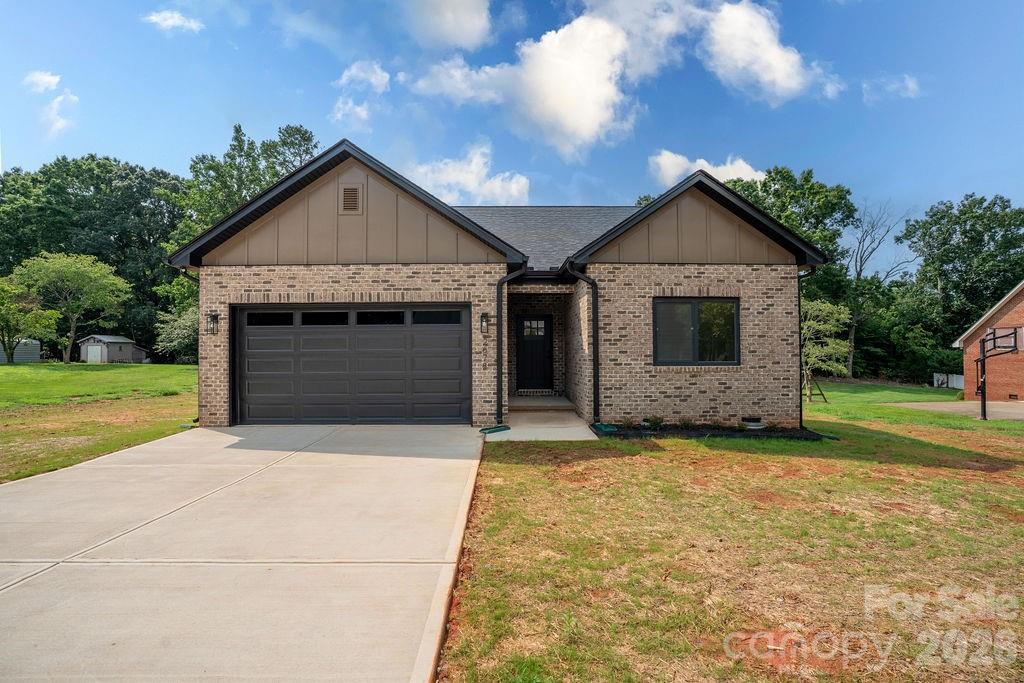 2nd image of 2648 Prince Dr, Lincolnton, NC 28092 | MLS# 4409049