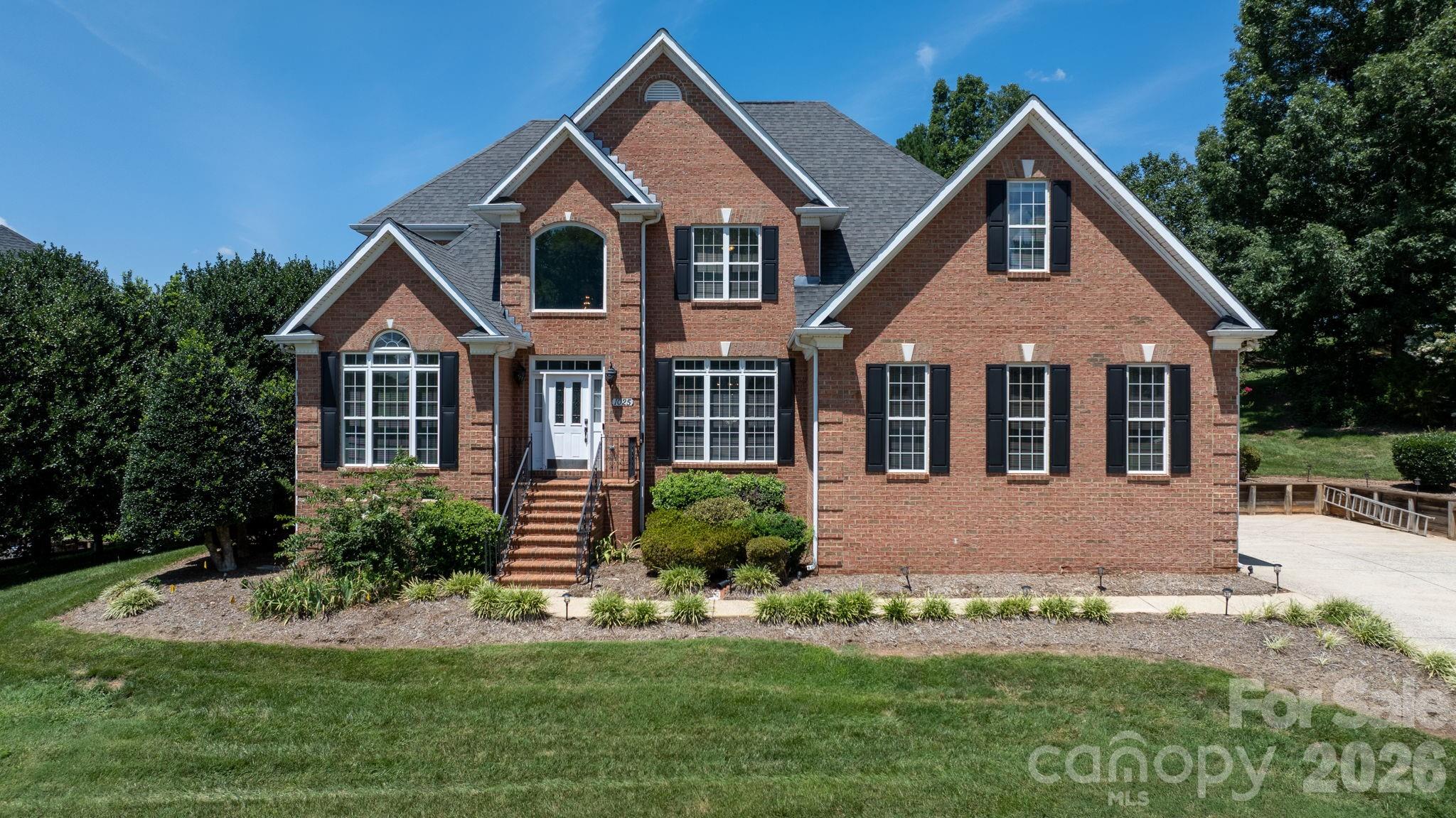 48th image of 1025 N Shore Dr, Hickory, NC 28601 | MLS# 4409107