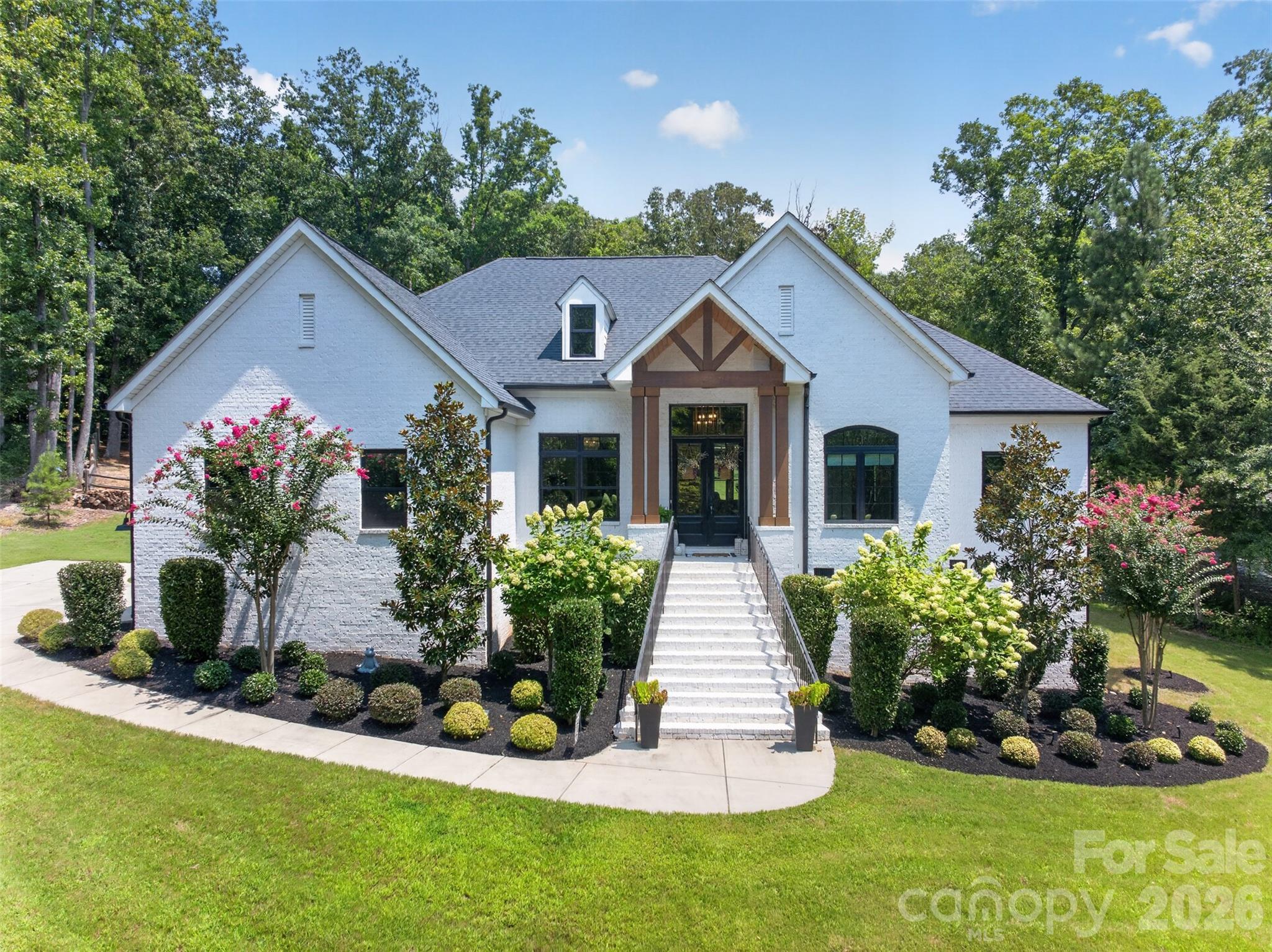 1st image of 809 Woodland Forest Dr, Waxhaw, NC 28173 | MLS# 4409146