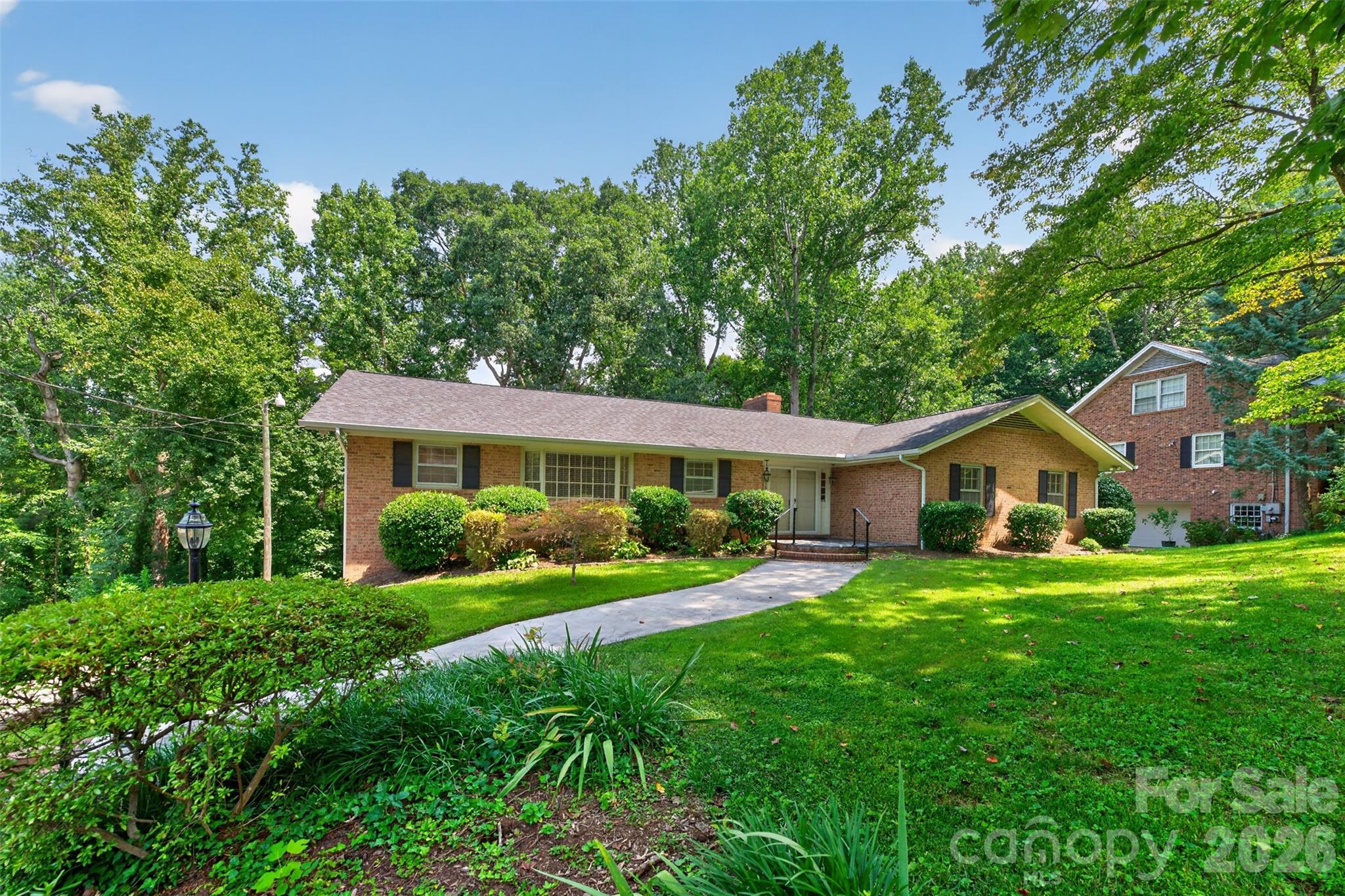 1st image of 530 25th Ave Nw, Hickory, NC 28601 | MLS# 4409320
