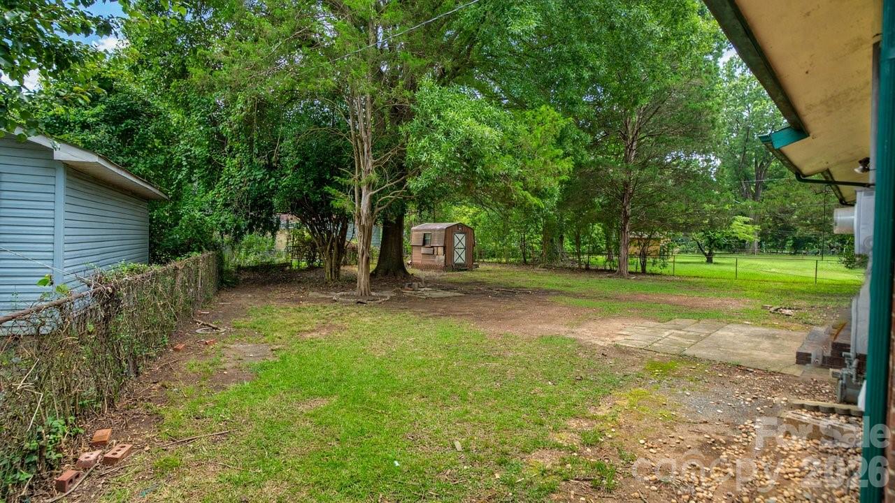 38th image of 634 Kentbrook Dr, Charlotte, NC 28213 | MLS# 4409337