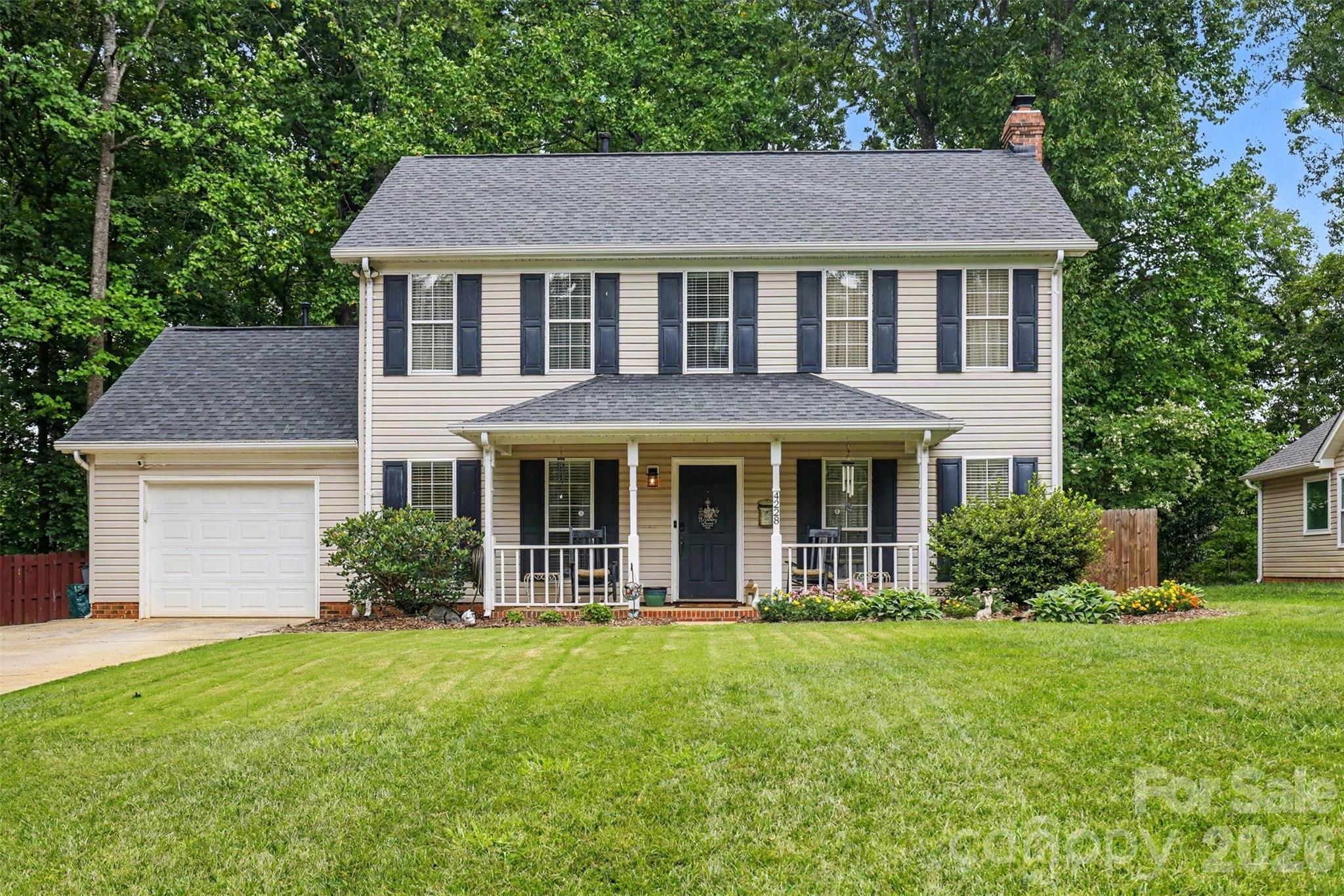 2nd image of 4228 Huntmeadow Dr, Charlotte, NC 28269 | MLS# 4409446