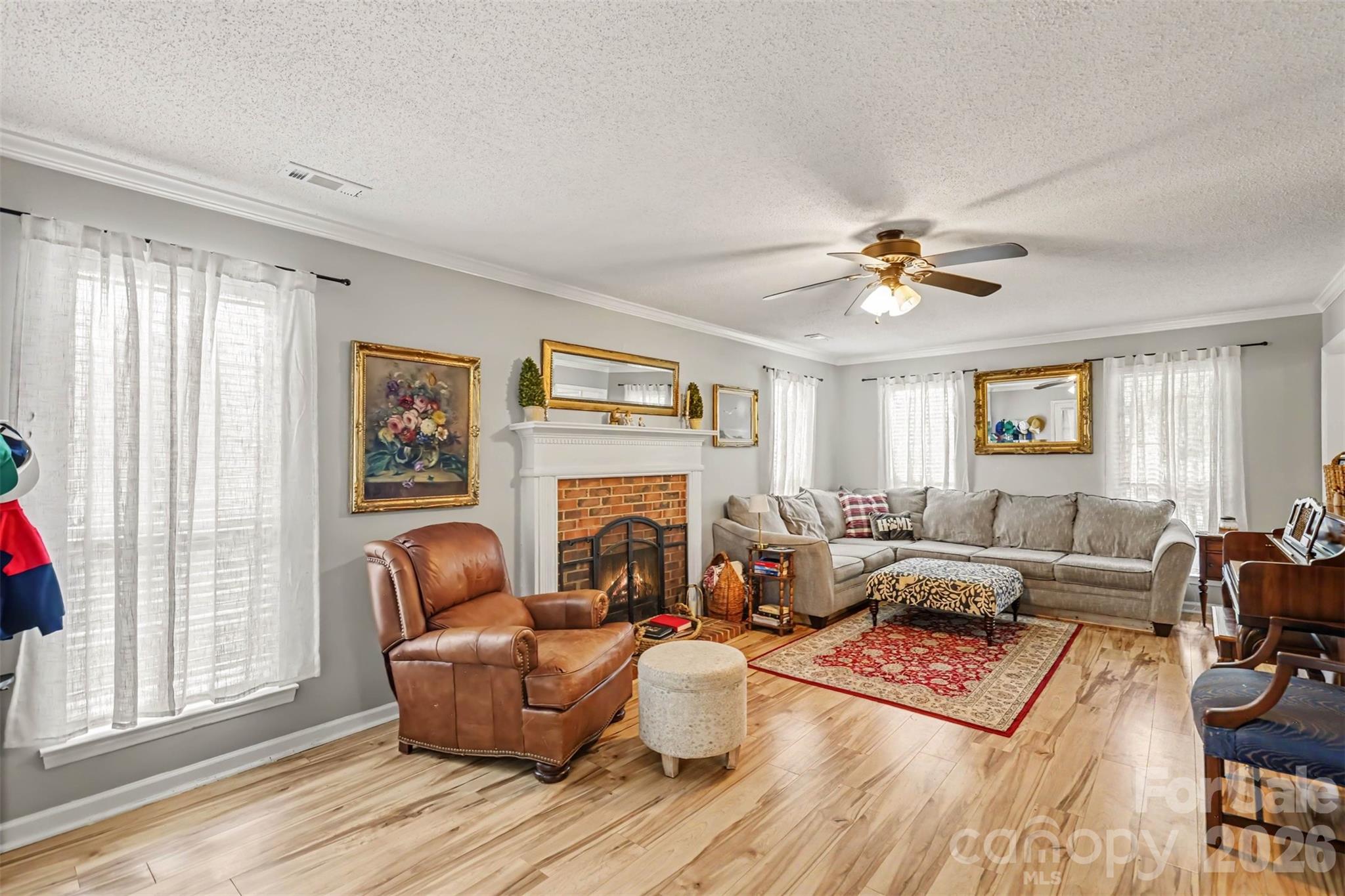 5th image of 4228 Huntmeadow Dr, Charlotte, NC 28269 | MLS# 4409446
