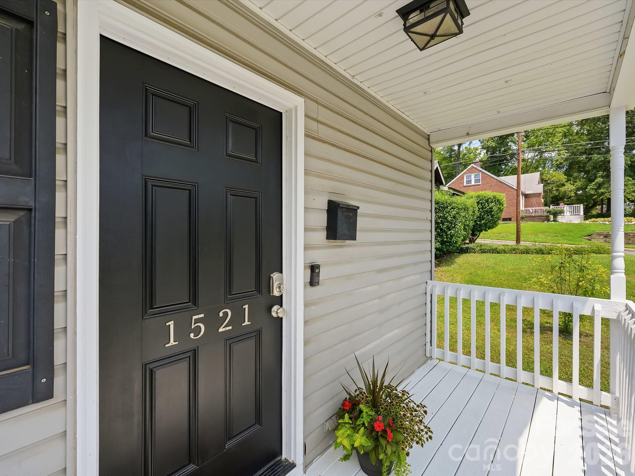1st image of 1521 Sumter Ave, Charlotte, NC 28208 | MLS# 4409474