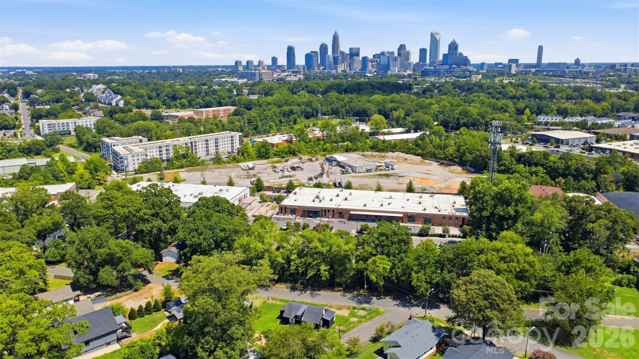 34th image of 922 Ambassador St, Charlotte, NC 28208 | MLS# 4409500