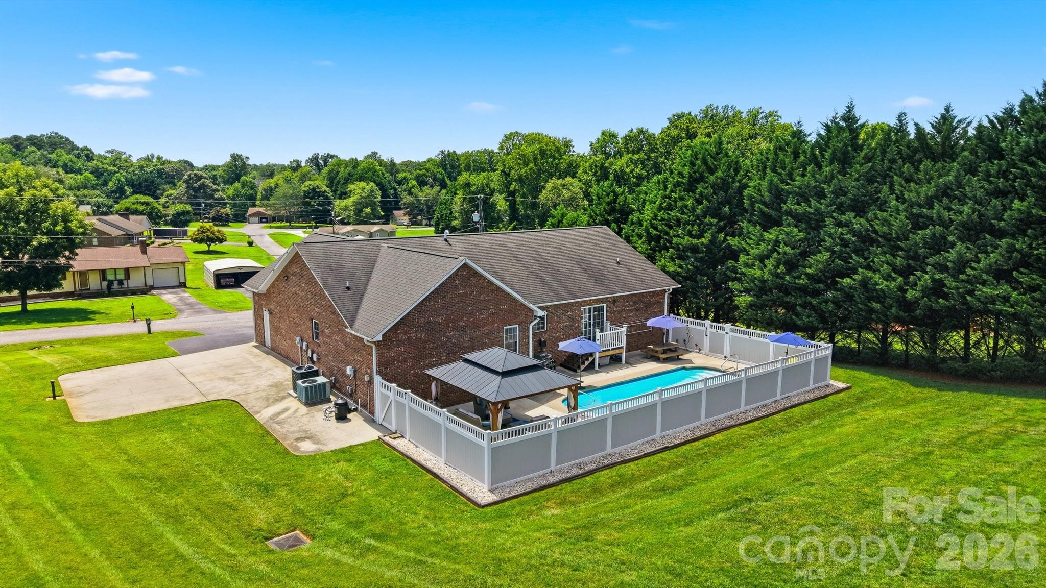 2nd image of 3315 47th Avenue Pl Ne, Hickory, NC 28601 | MLS# 4409506