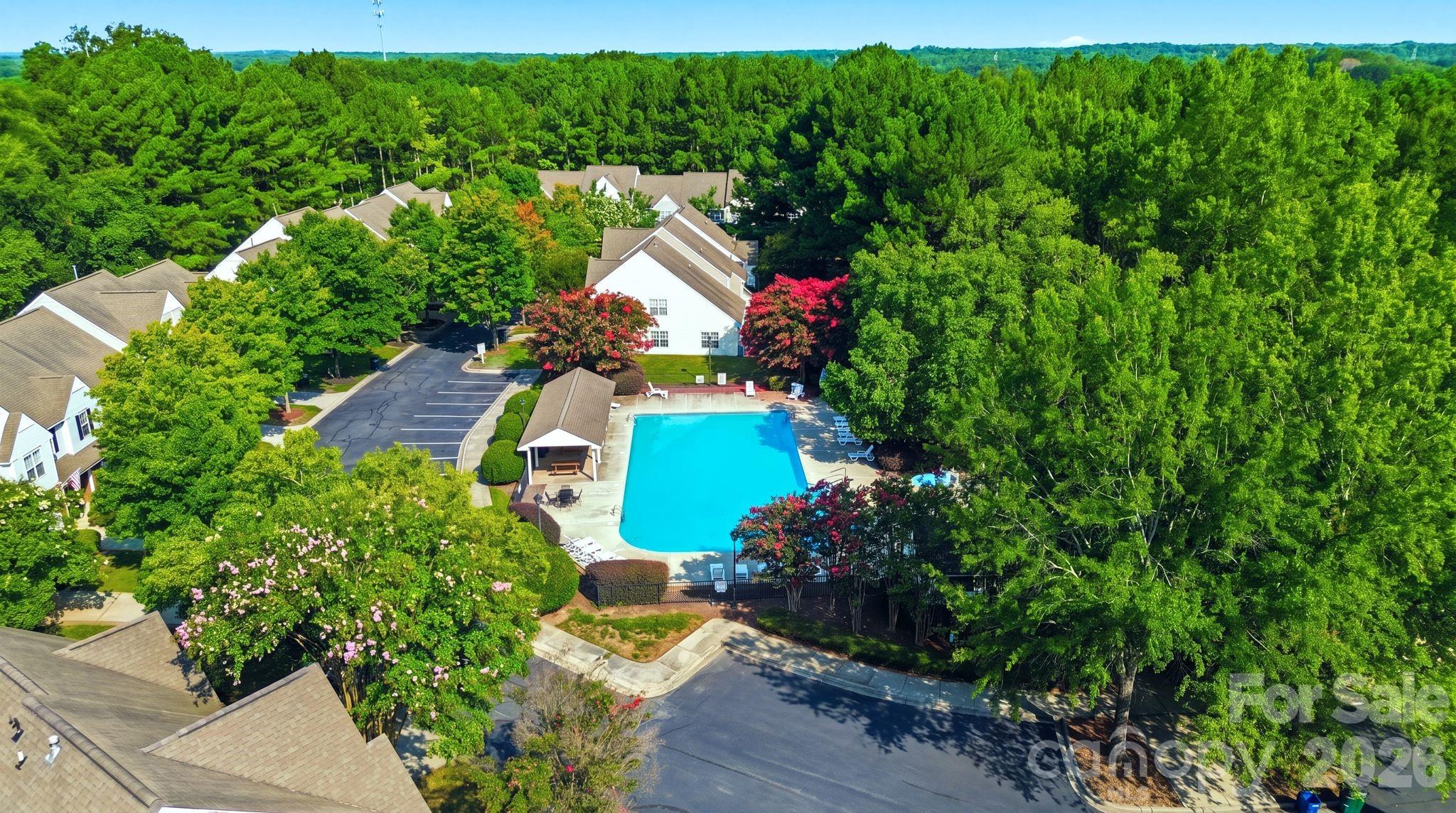 12th image of 10631 Sleigh Bell Ln, Charlotte, NC 28216 | MLS# 4409534