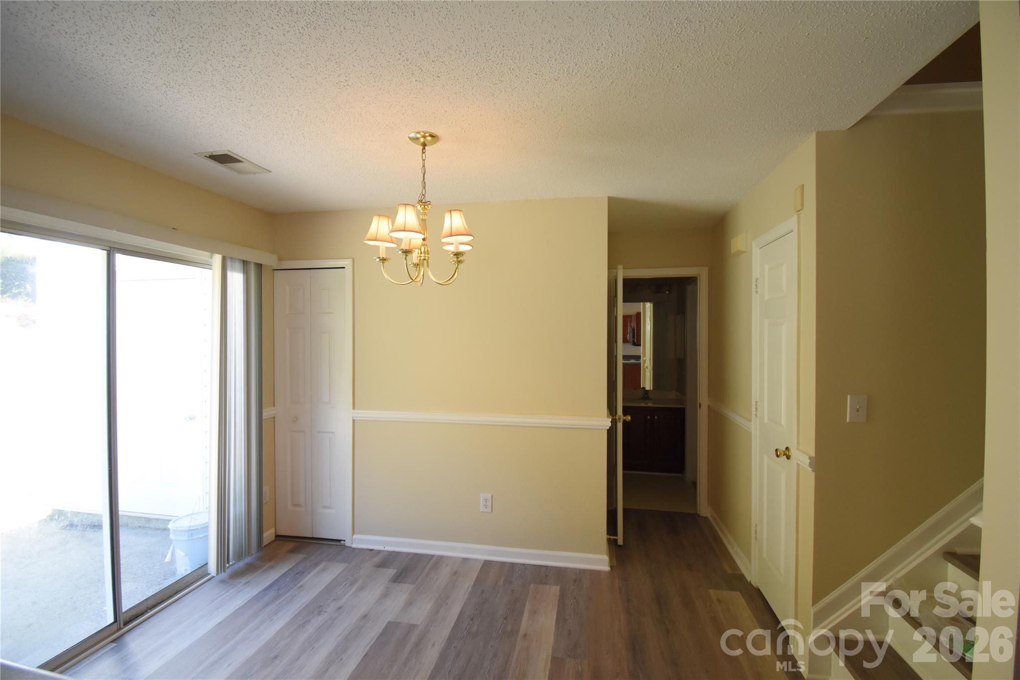 4th image of 1814 Birch Heights Ct, Charlotte, NC 28213 | MLS# 4409567