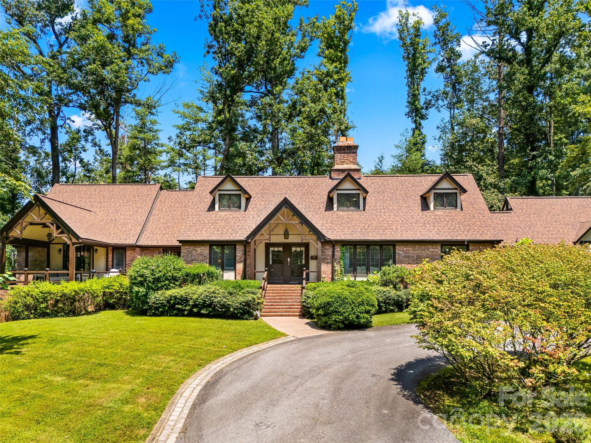 1st image of 122 Stuyvesant Rd, Asheville, NC 28803 | MLS# 4409602