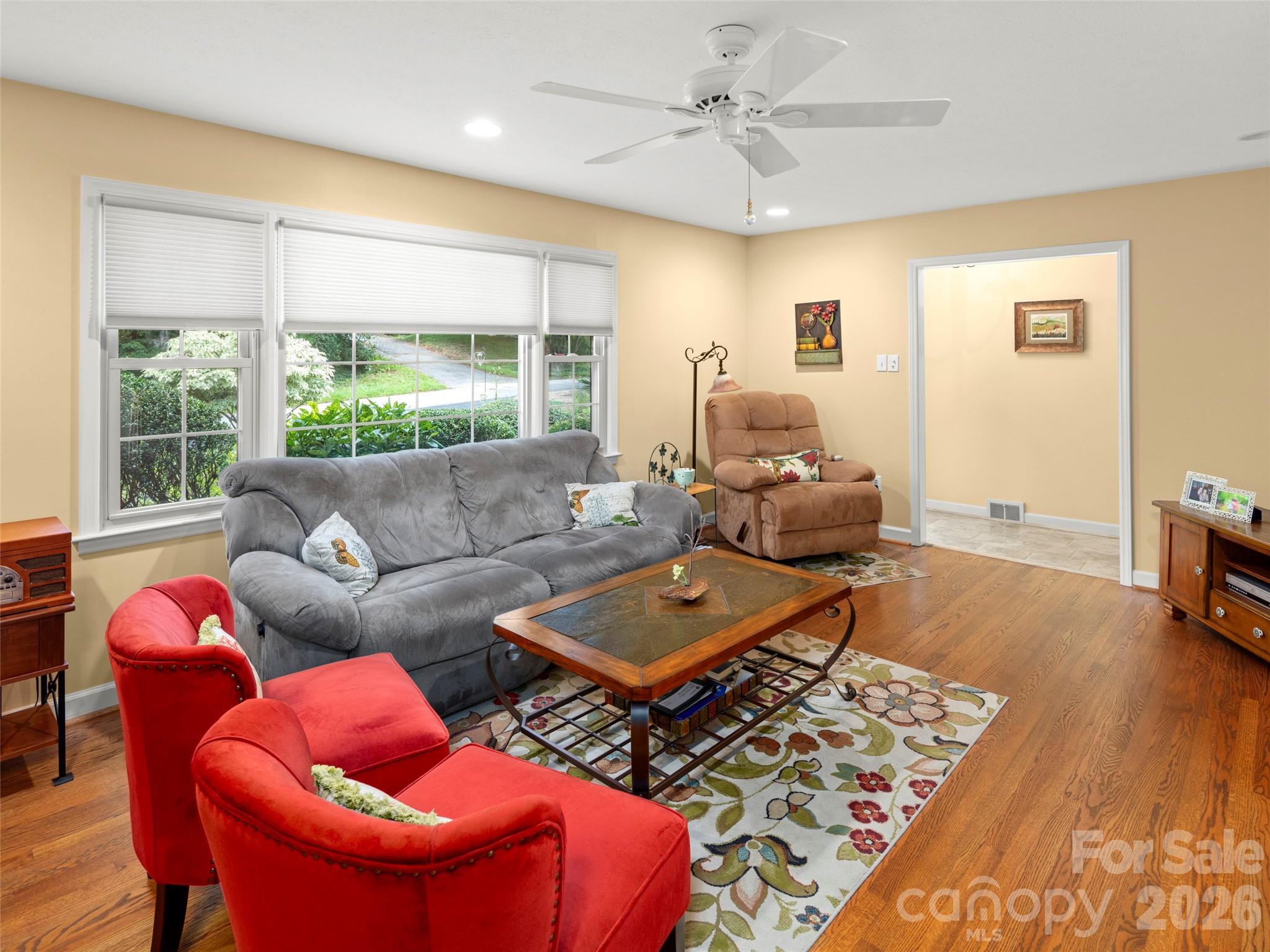 4th image of 340 Sycamore Dr, Arden, NC 28704 | MLS# 4409674