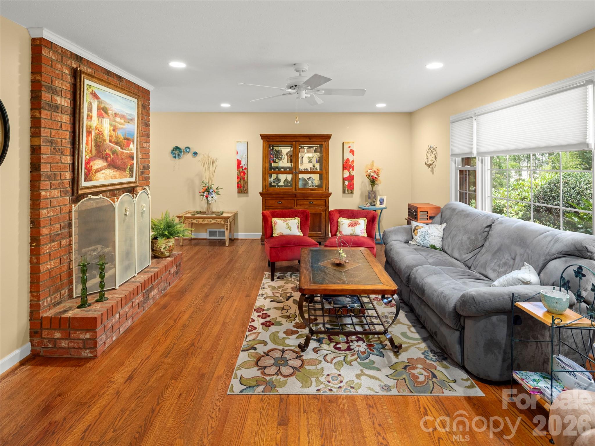 3rd image of 340 Sycamore Dr, Arden, NC 28704 | MLS# 4409674