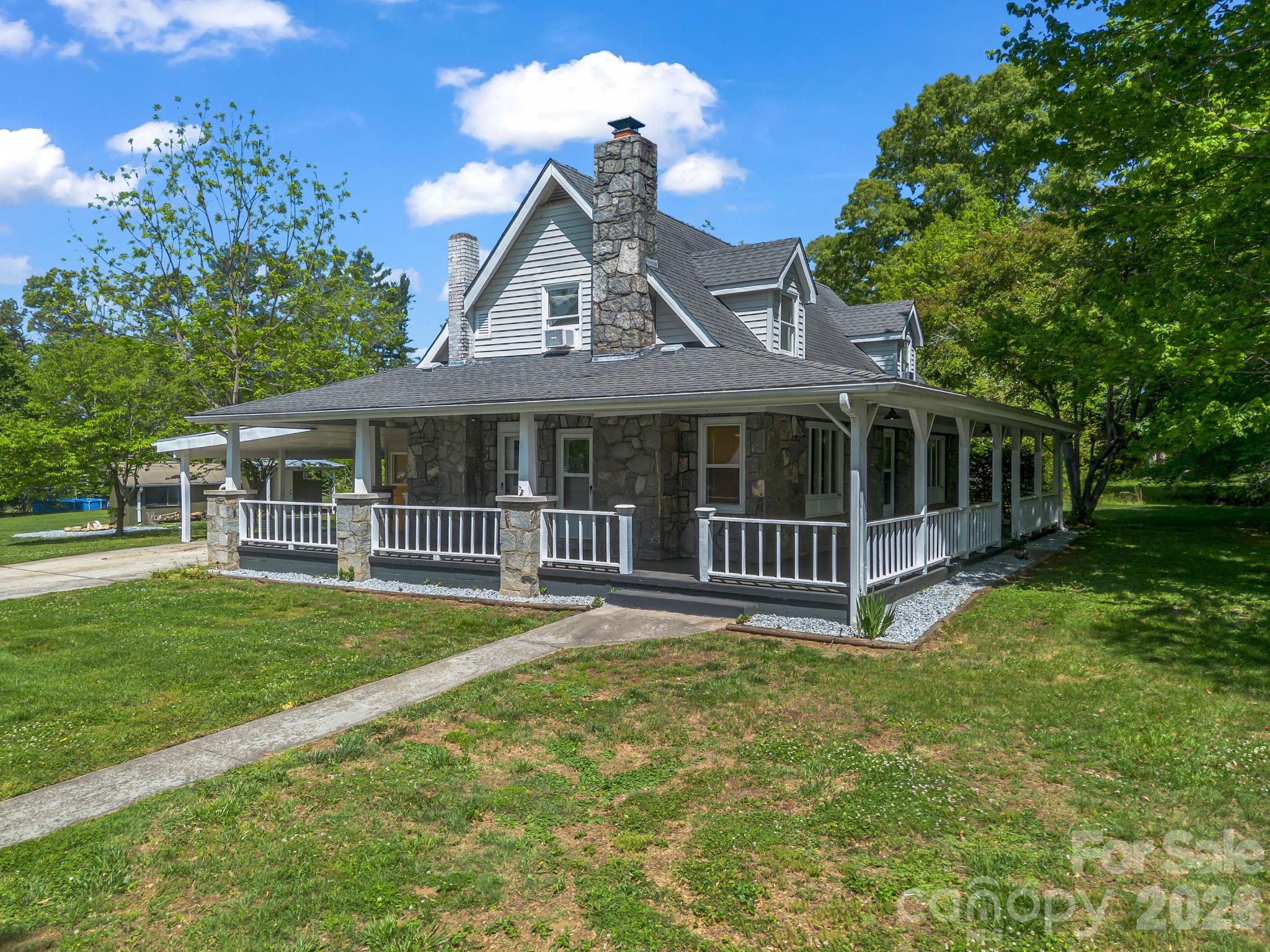 4th image of 363 Etowah School Rd, Hendersonville, NC 28739 | MLS# 4409741