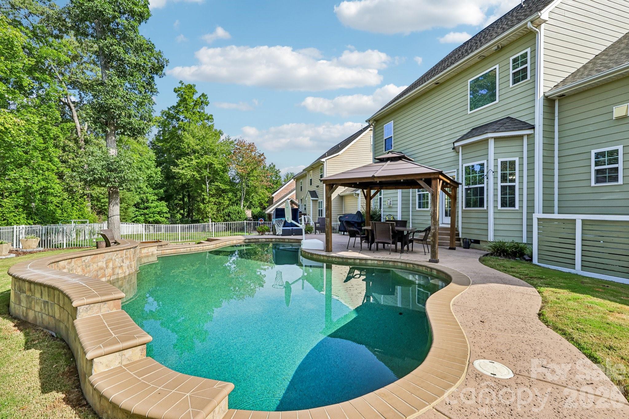 2nd image of 3812 Litchfield Dr, Waxhaw, NC 28173 | MLS# 4409745