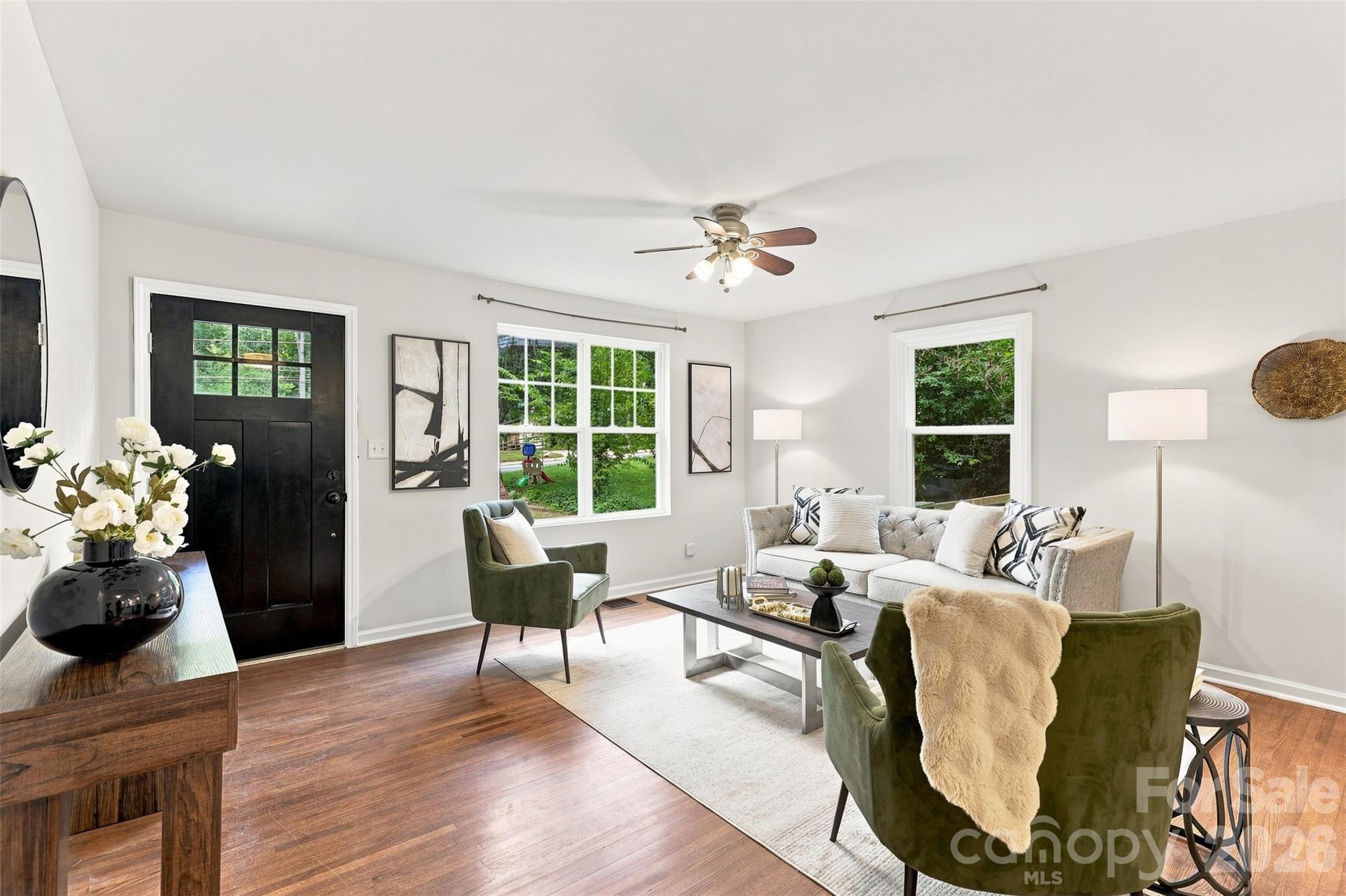 3rd image of 1815 Arnold Dr, Charlotte, NC 28205 | MLS# 4409819