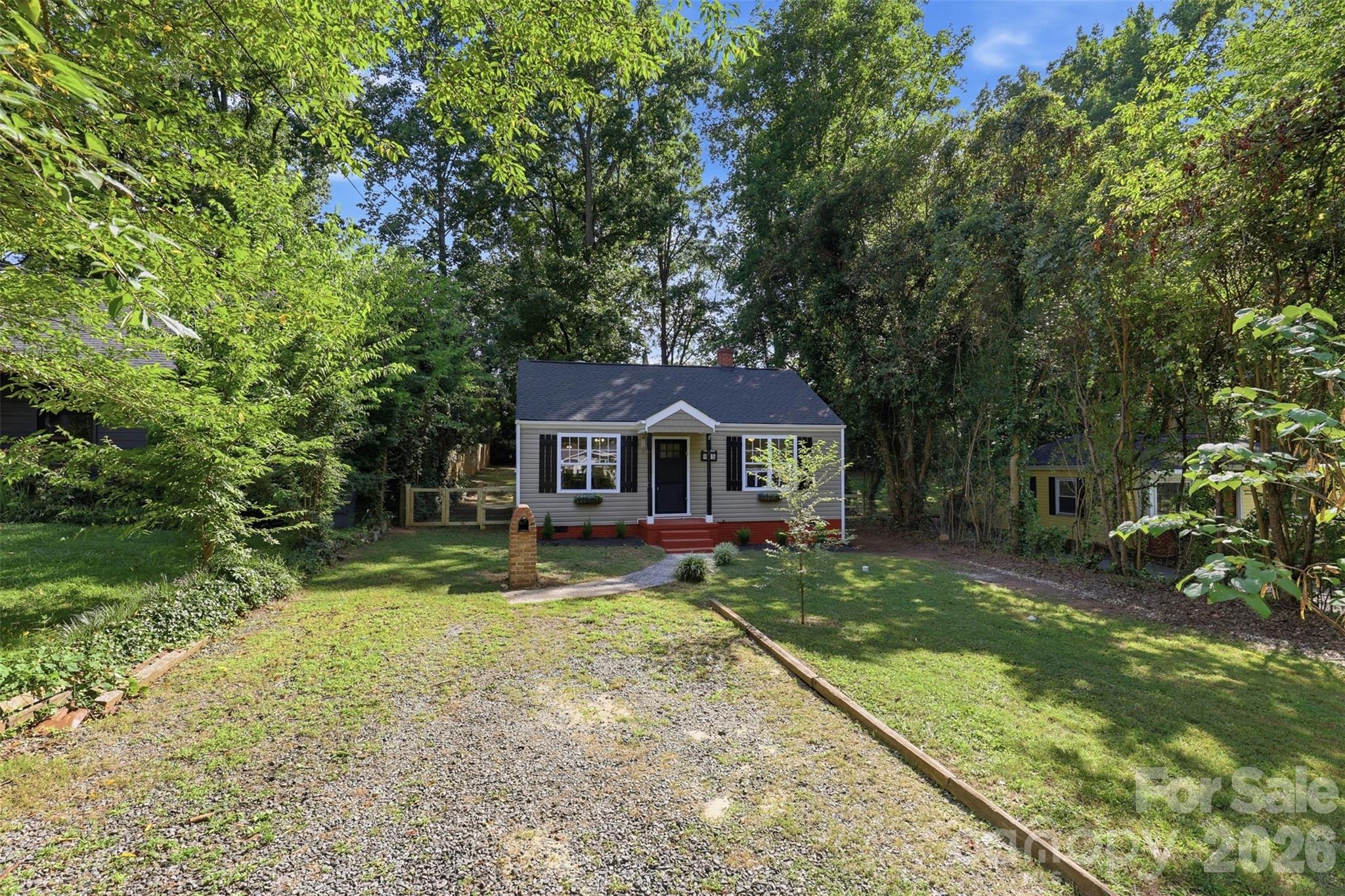 27th image of 1815 Arnold Dr, Charlotte, NC 28205 | MLS# 4409819