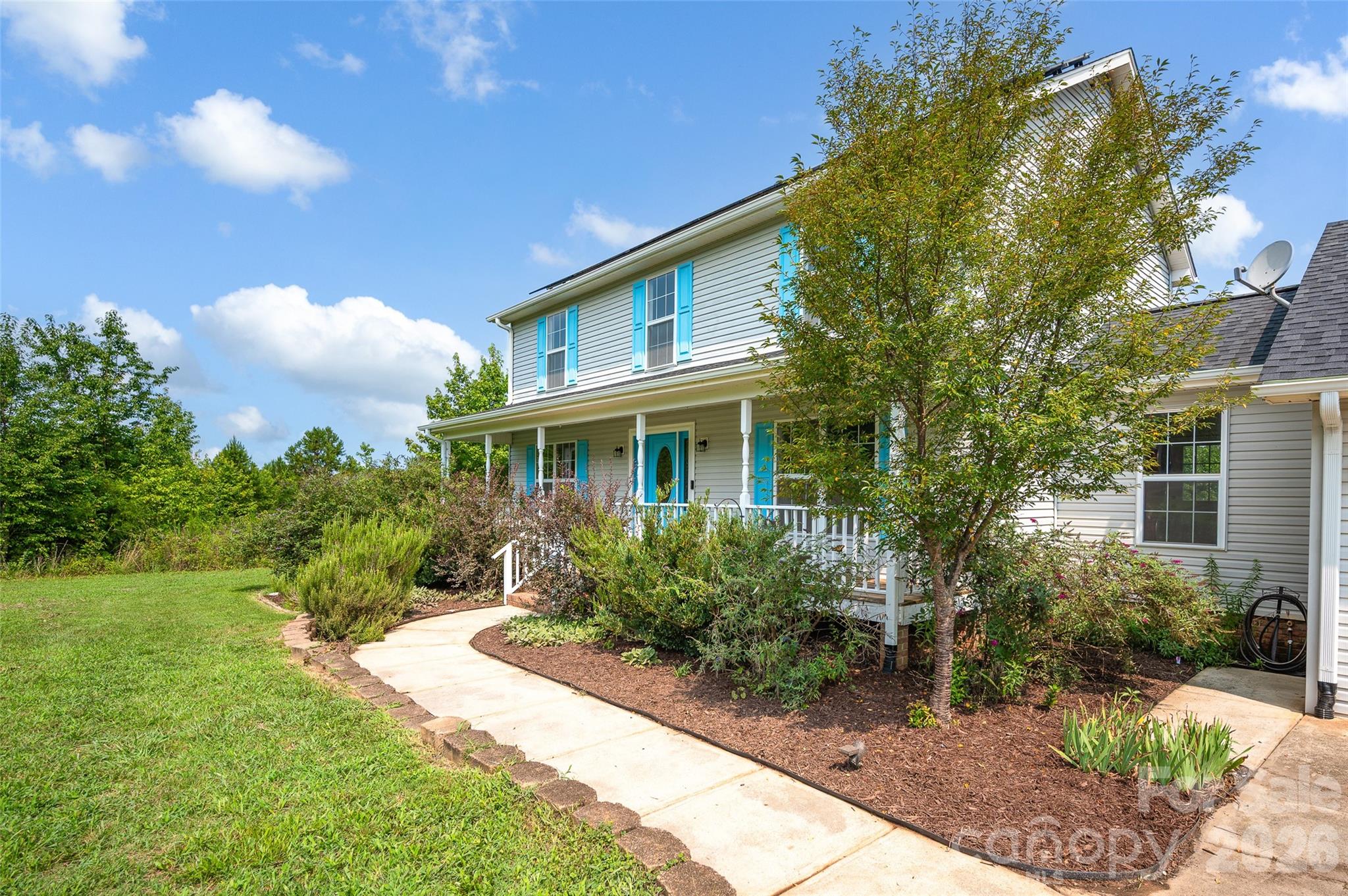 4th image of 10724 Kingsview Dr, Davidson, NC 28036 | MLS# 4409874