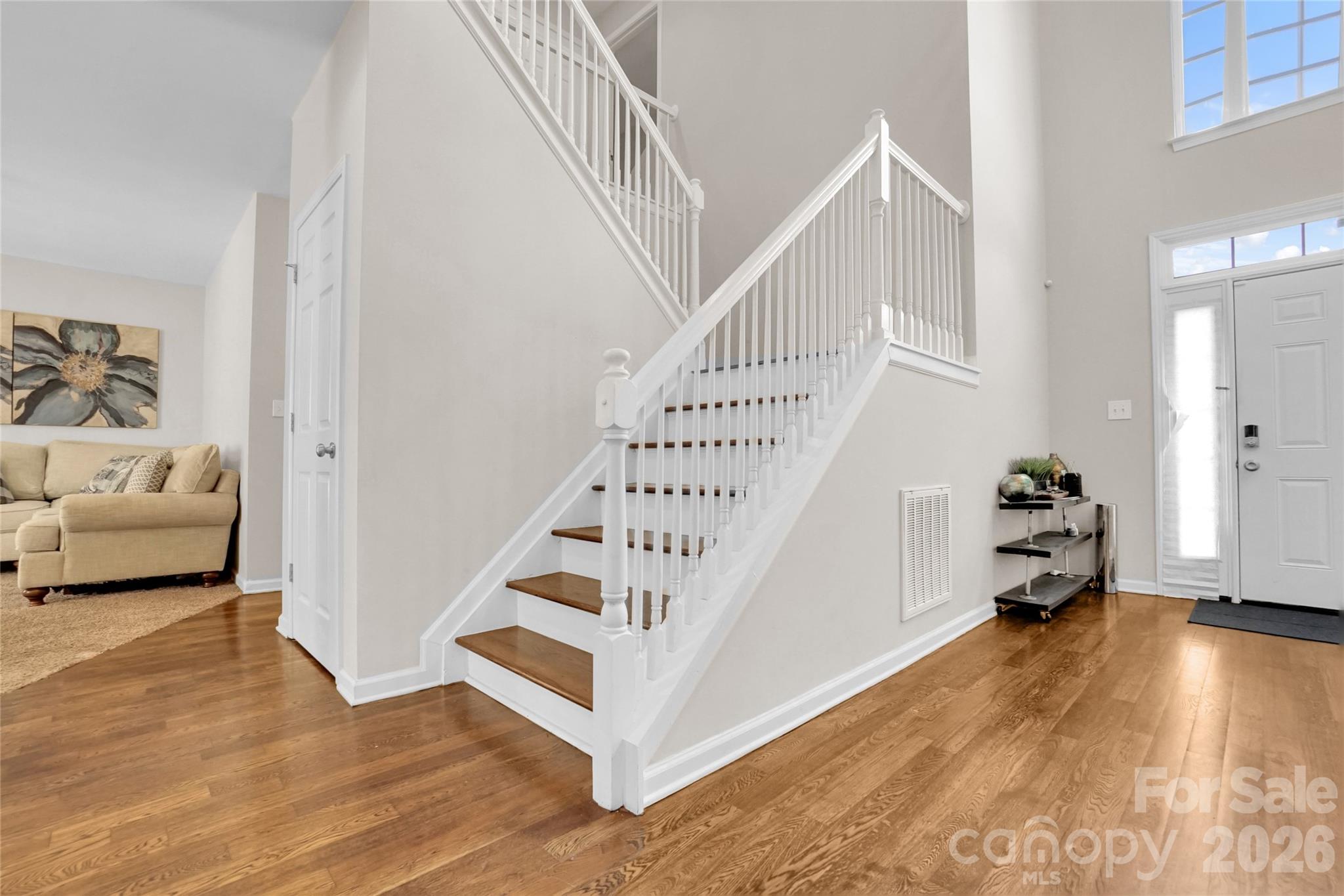 3rd image of 10706 Hellebore Rd, Charlotte, NC 28213 | MLS# 4409890