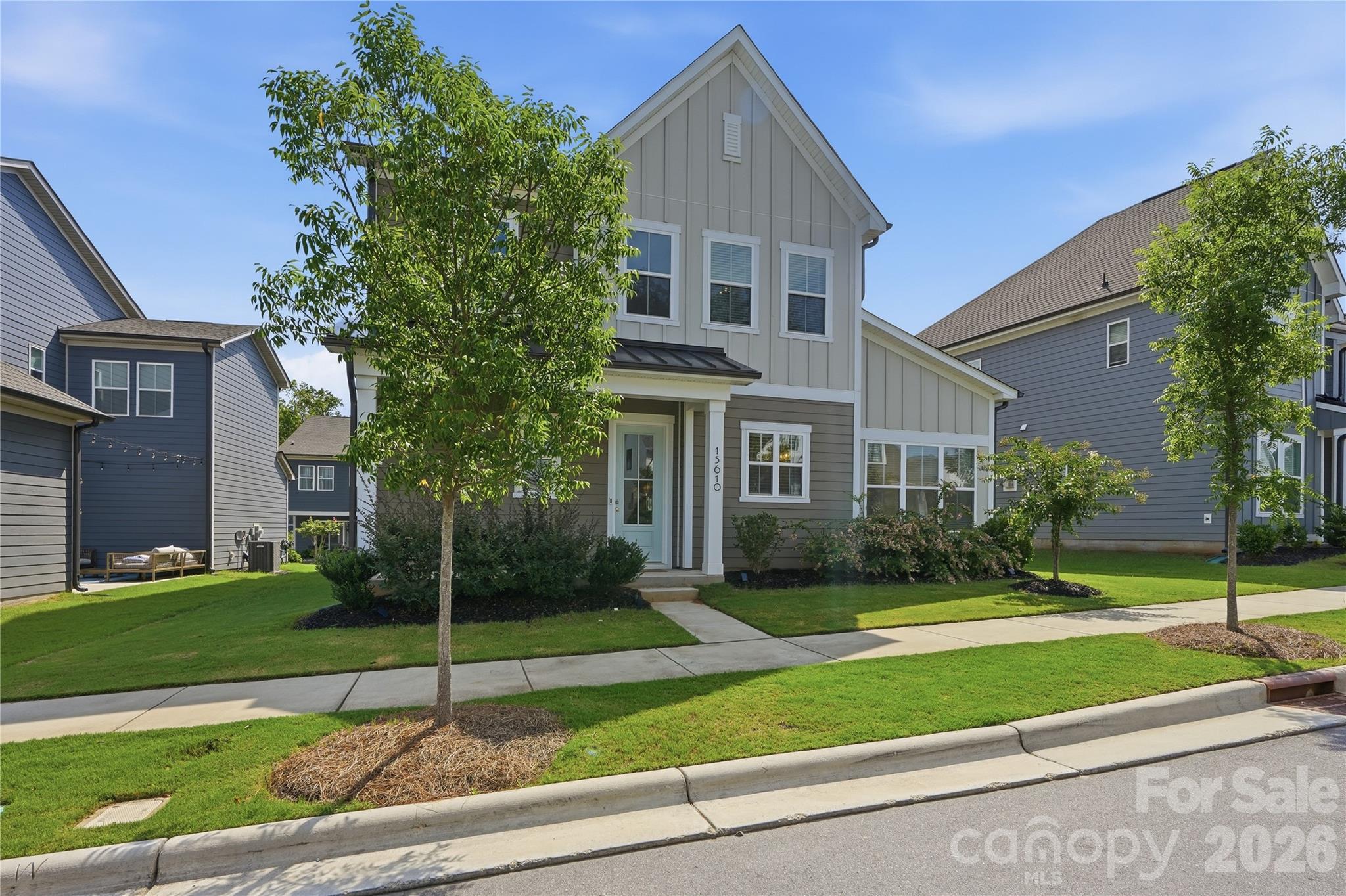 1st image of 15610 Sanderson Hill Rd, Davidson, NC 28078 | MLS# 4409922