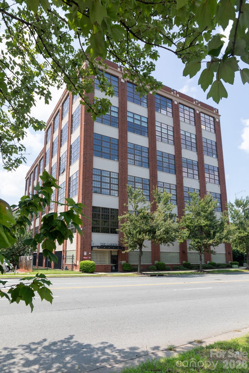 43rd image of 715 N Graham St #201, Charlotte, NC 28202 | MLS# 4410032