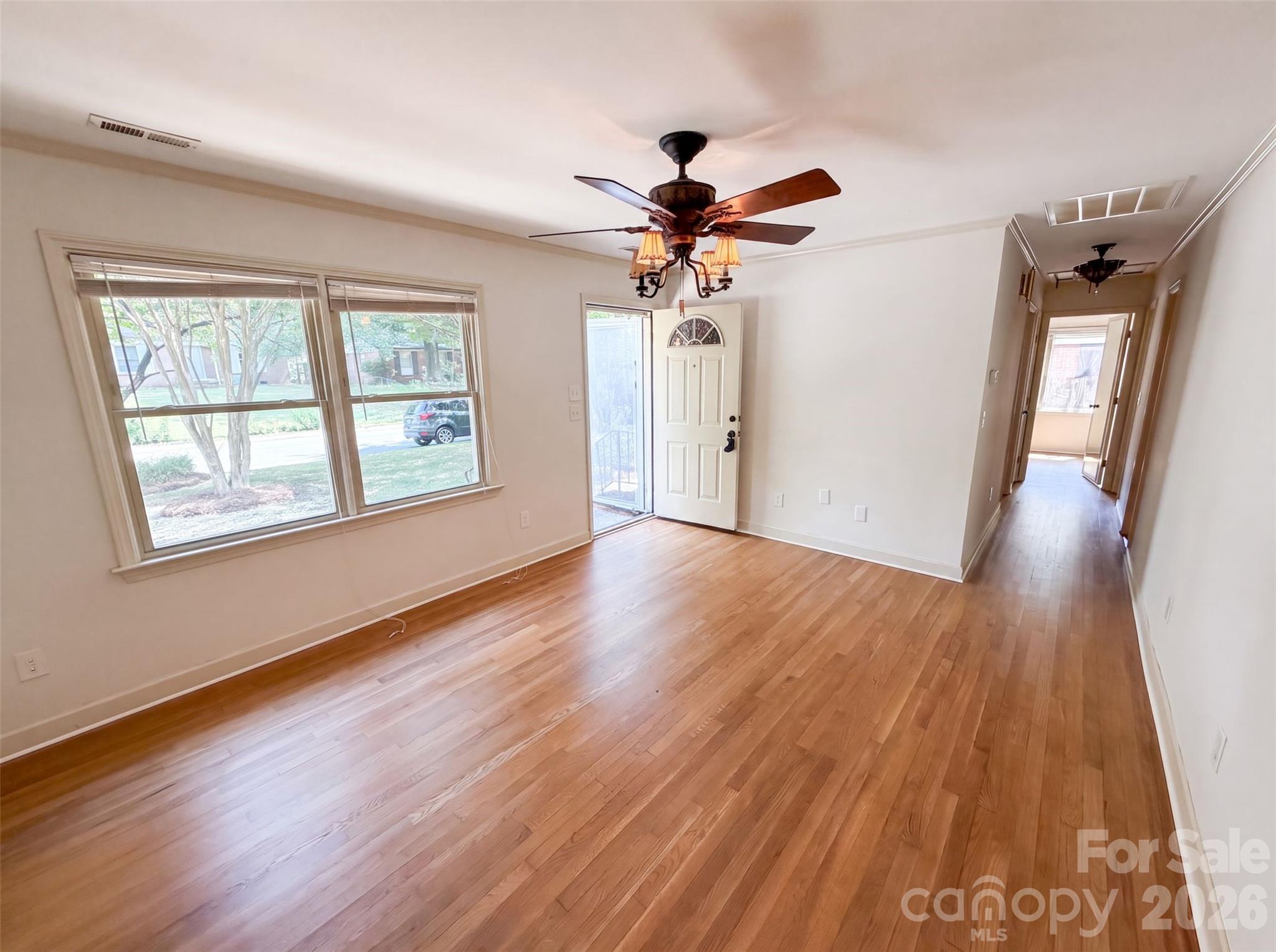 3rd image of 713 Ridgedale Ct, Charlotte, NC 28206 | MLS# 4410077