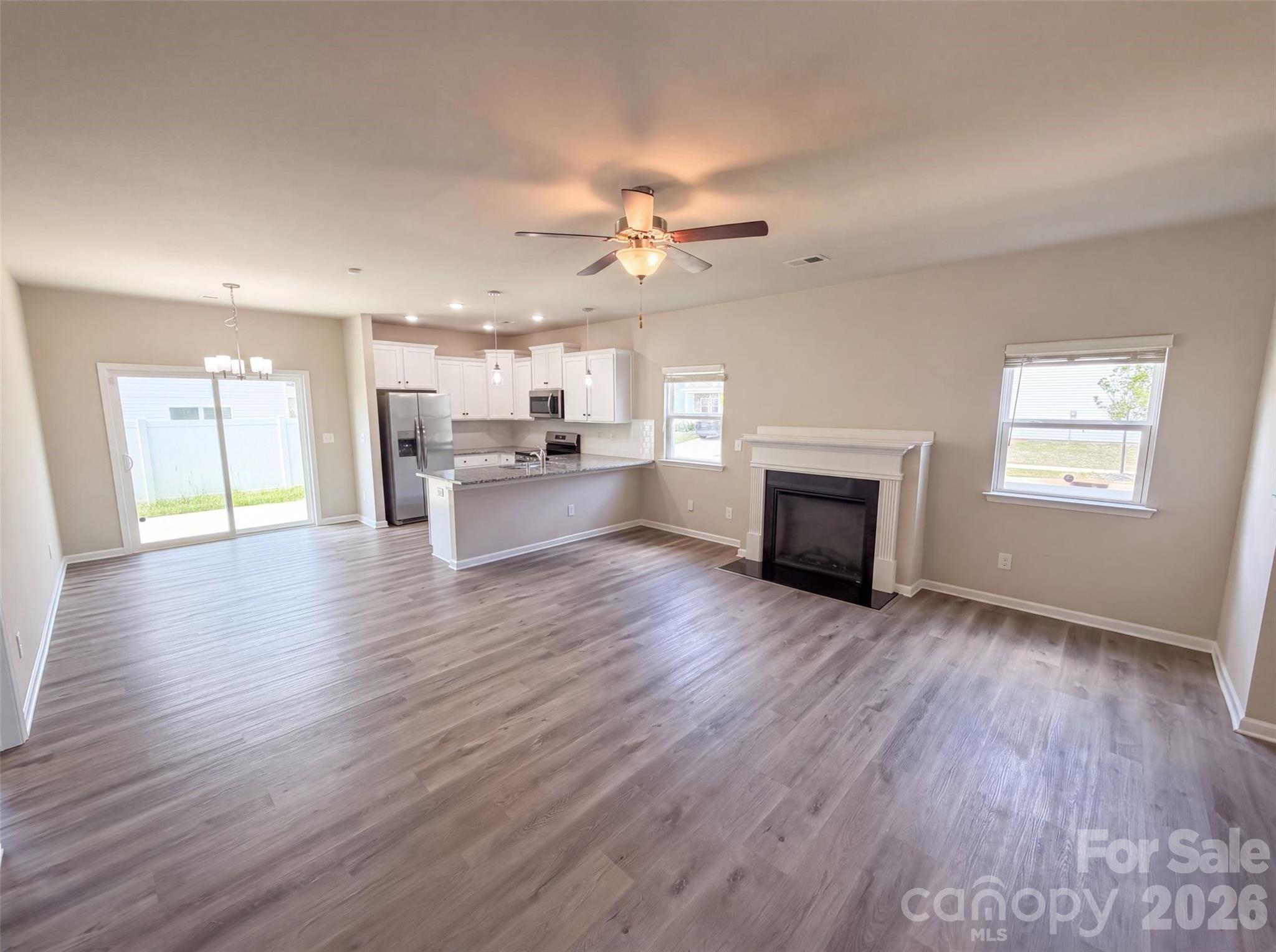 3rd image of 4104 Stoneygreen Ln, Charlotte, NC 28215 | MLS# 4410133