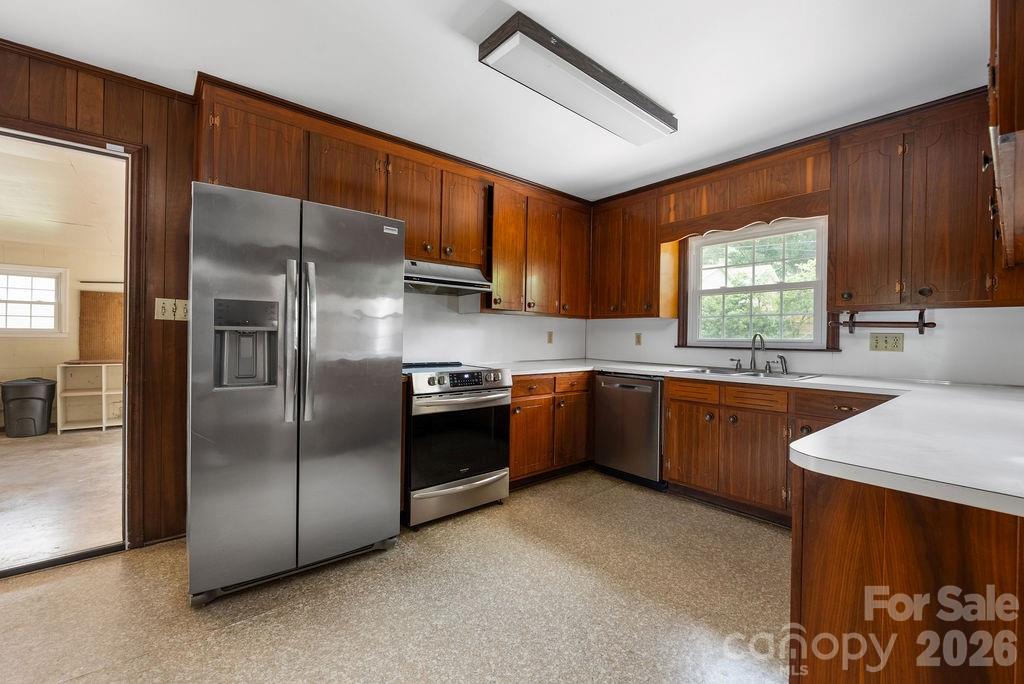 3rd image of 5022 Cheviot Rd, Charlotte, NC 28269 | MLS# 4410172