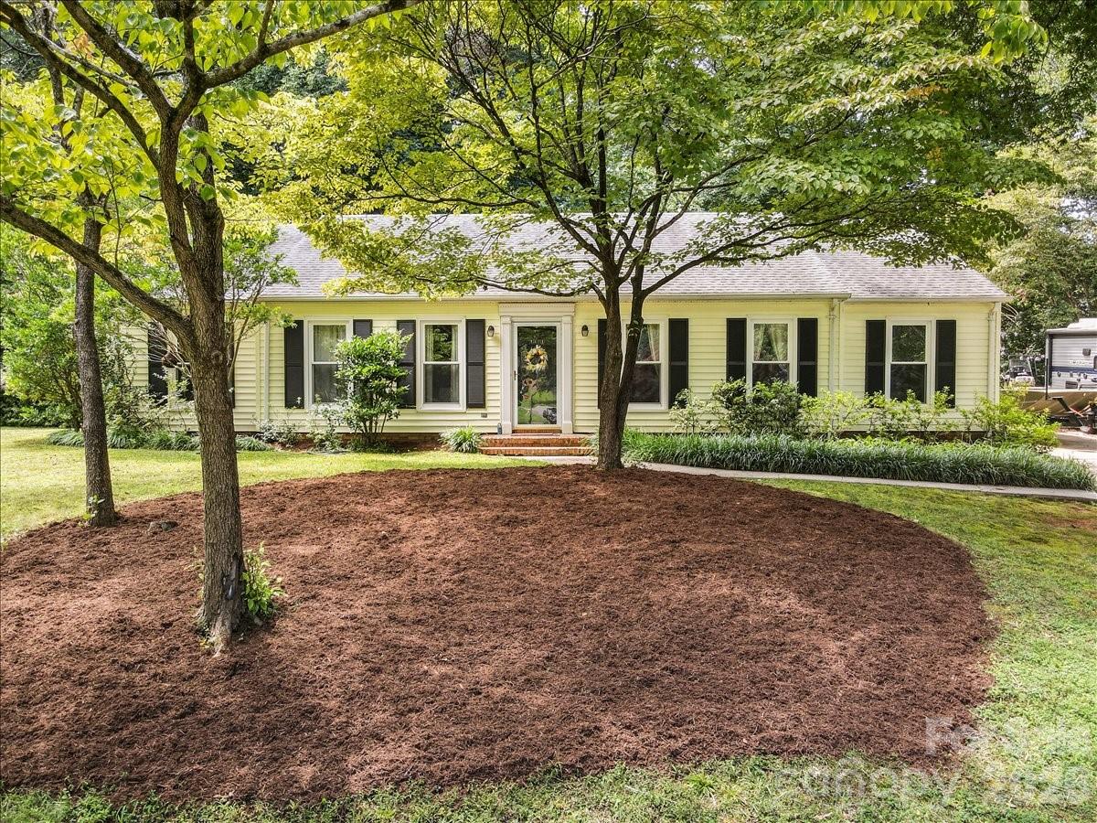 3rd image of 9614 Lone Oak Ct, Charlotte, NC 28270 | MLS# 4410259