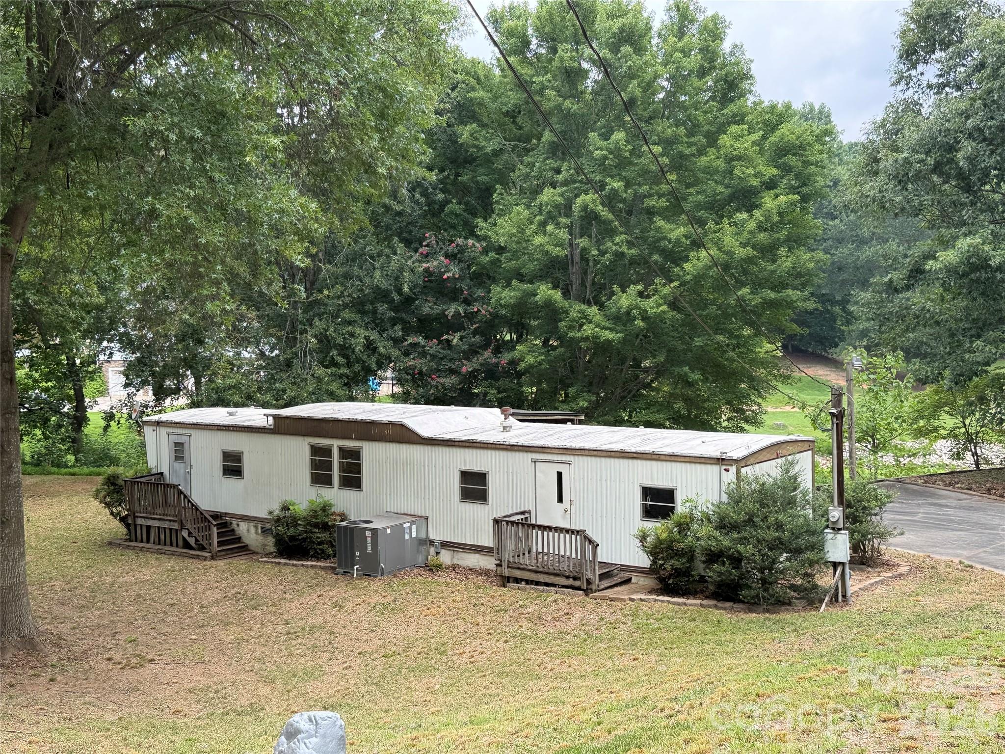 2nd image of 3154 Lake Wylie Dr, Rock Hill, SC 29732 | MLS# 4410311