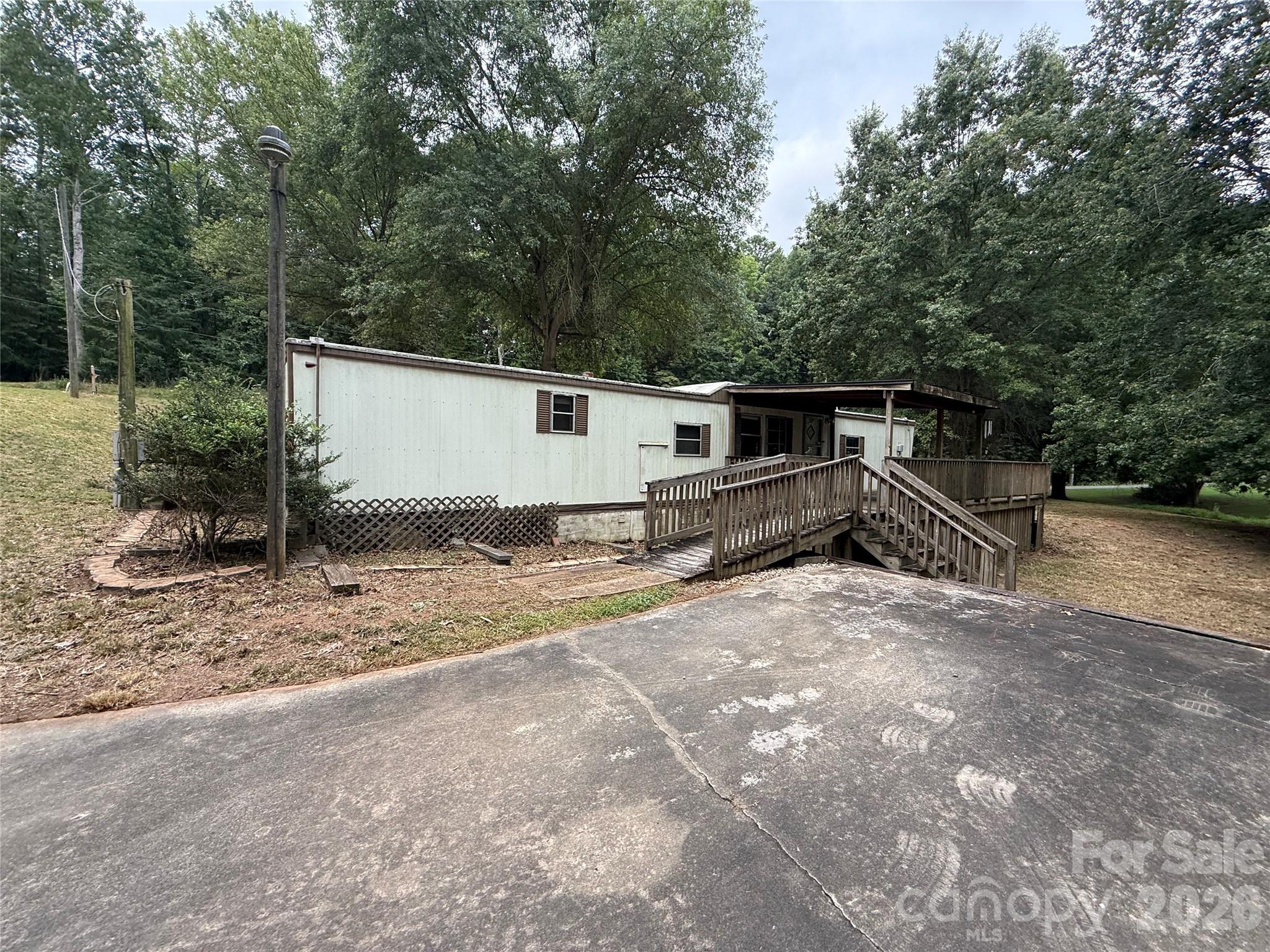 4th image of 3154 Lake Wylie Dr, Rock Hill, SC 29732 | MLS# 4410311