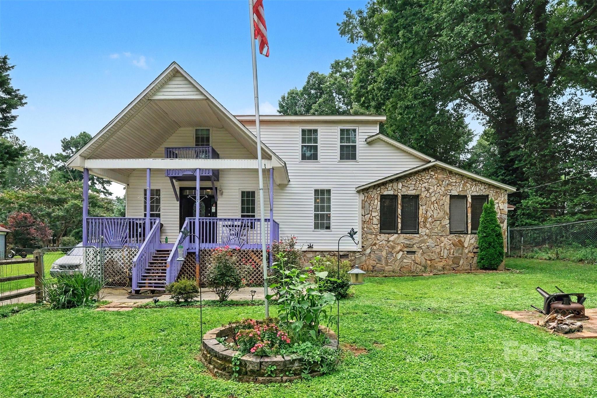 1st image of 3315 Carver Pl, Charlotte, NC 28269 | MLS# 4410782