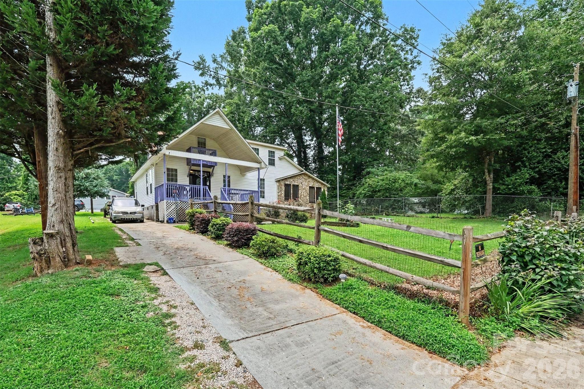 3rd image of 3315 Carver Pl, Charlotte, NC 28269 | MLS# 4410782
