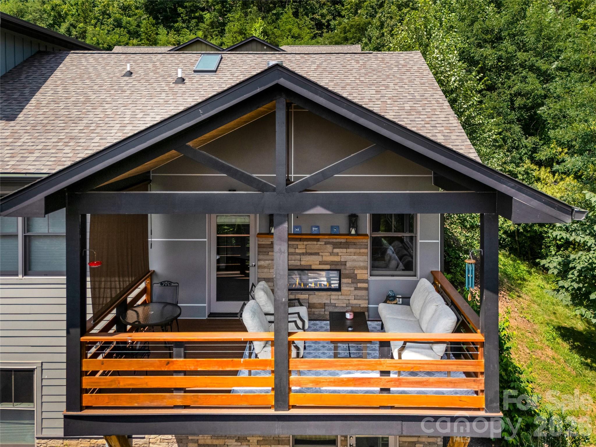 3rd image of 409 Kessler Pl, Asheville, NC 28804 | MLS# 4410858