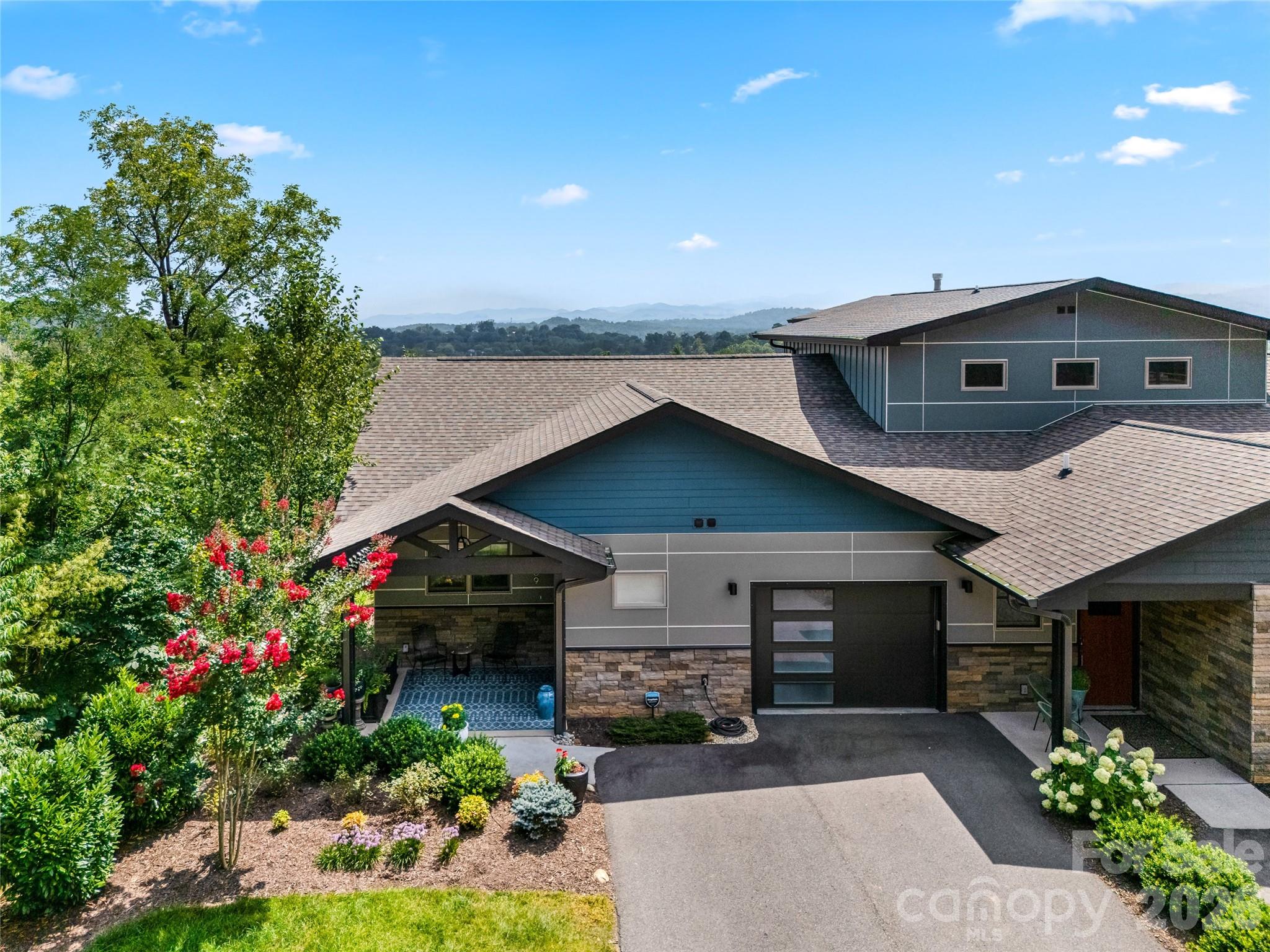 40th image of 409 Kessler Pl, Asheville, NC 28804 | MLS# 4410858