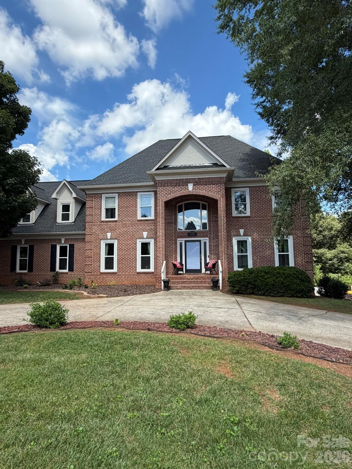 1st image of 232 40th Avenue Dr Nw, Hickory, NC 28601 | MLS# 4411131